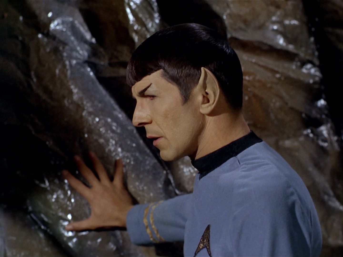 ariane179254_StarTrek_2x22_ByAnyOtherName_1029.jpg