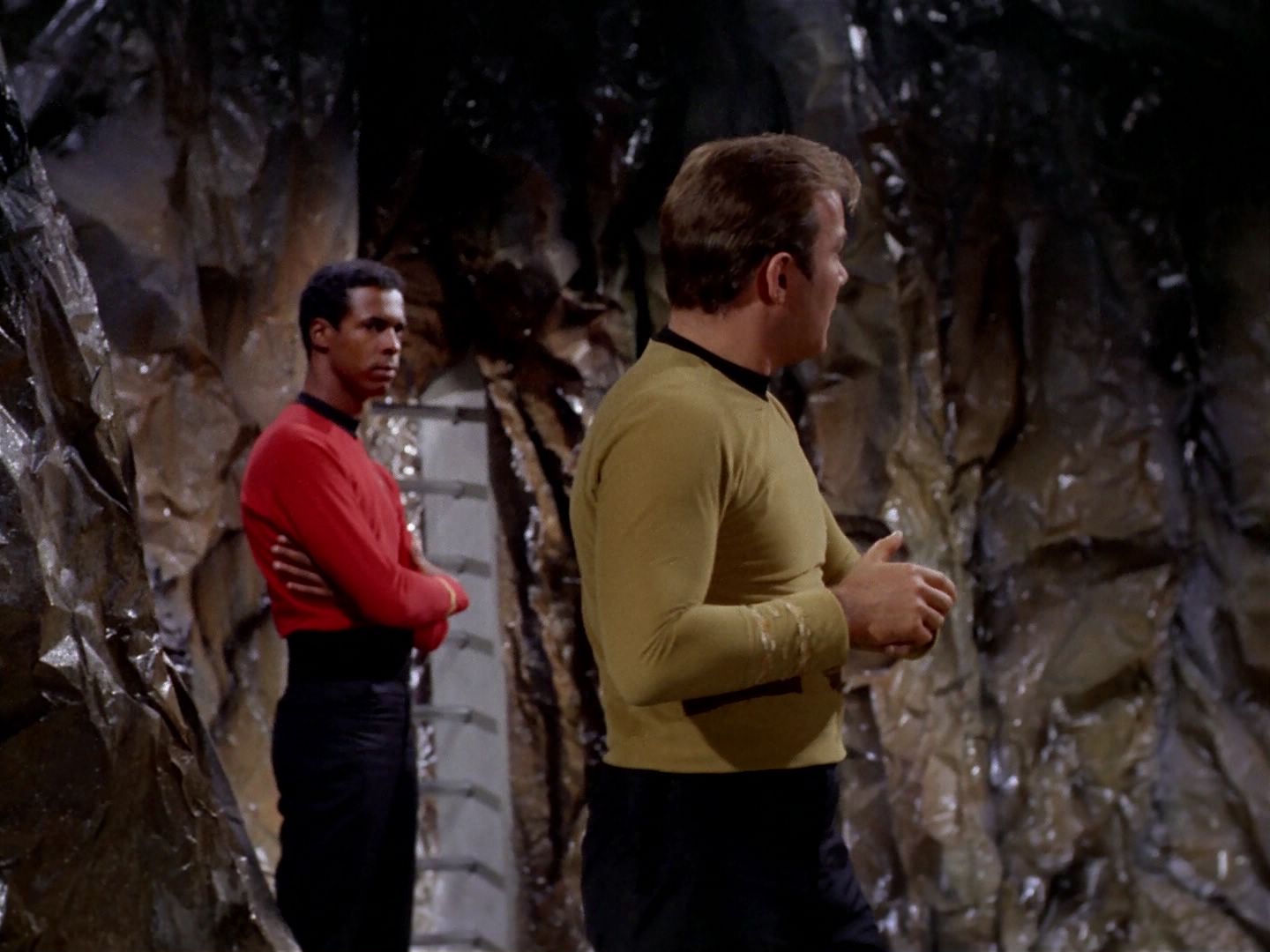ariane179254_StarTrek_2x22_ByAnyOtherName_1125.jpg