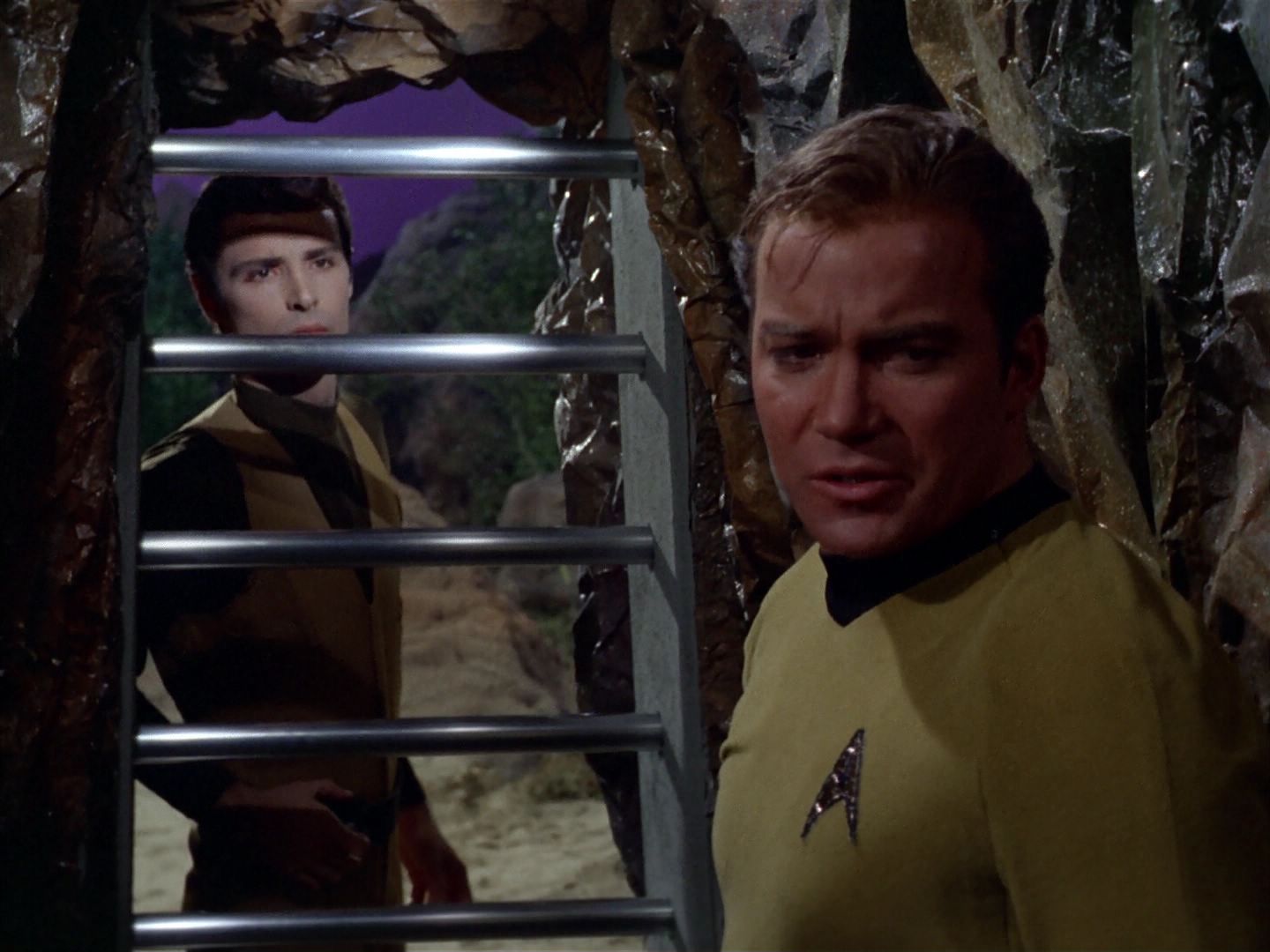 ariane179254_StarTrek_2x22_ByAnyOtherName_1207.jpg
