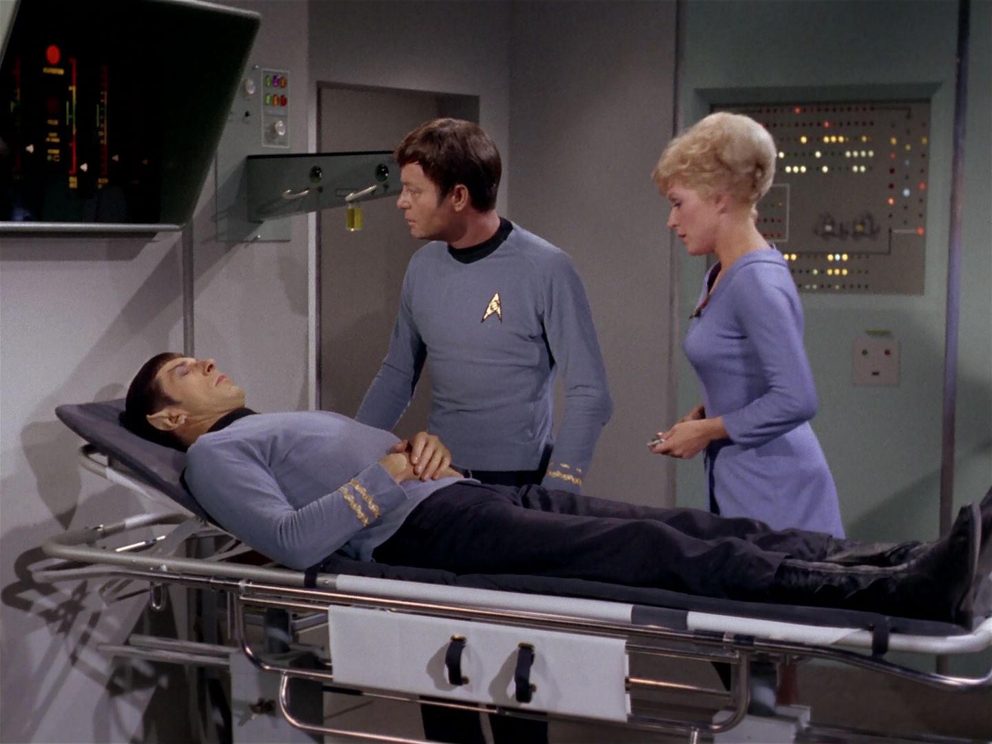 ariane179254_StarTrek_2x22_ByAnyOtherName_1281.jpg