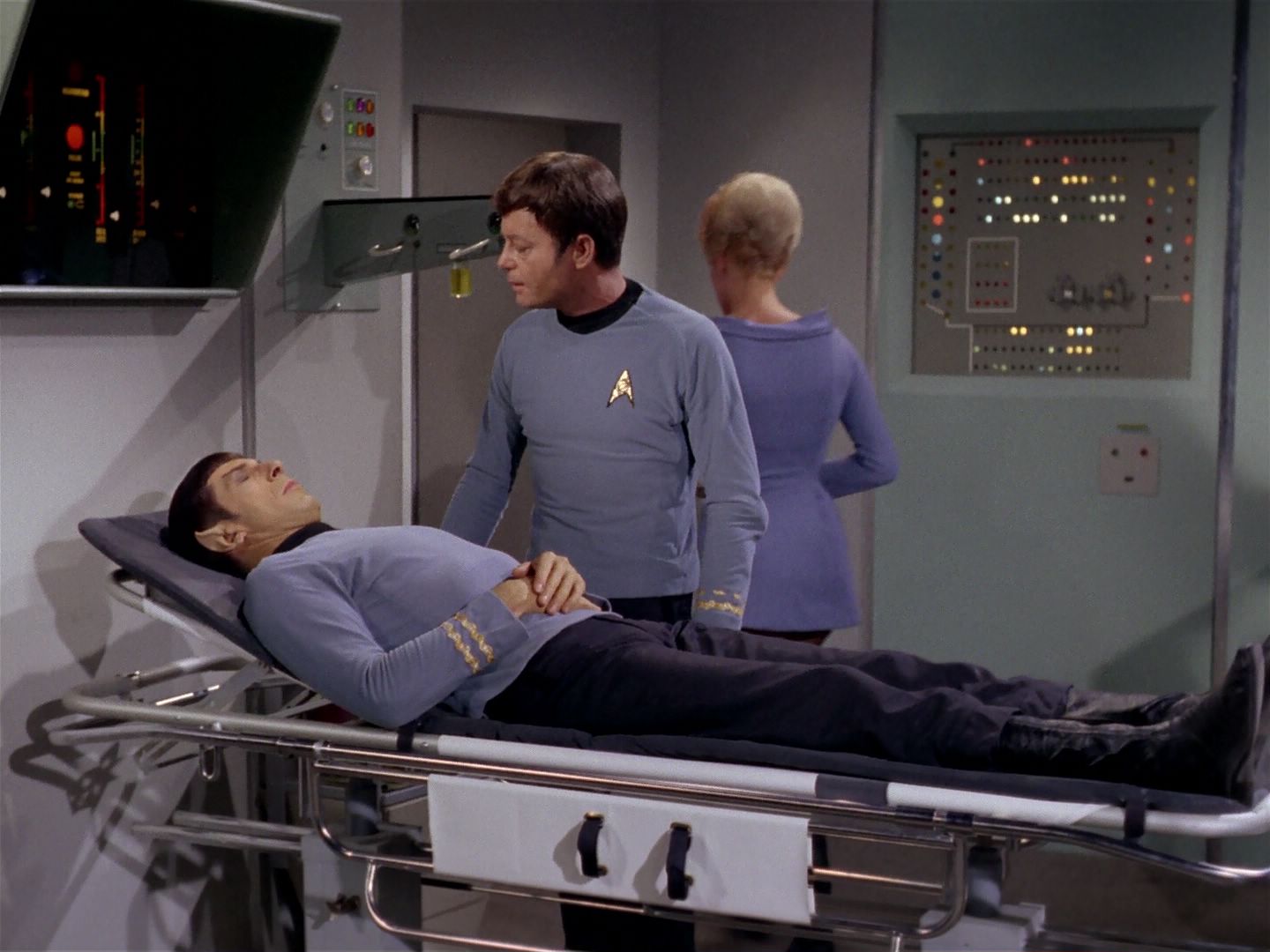 ariane179254_StarTrek_2x22_ByAnyOtherName_1282.jpg