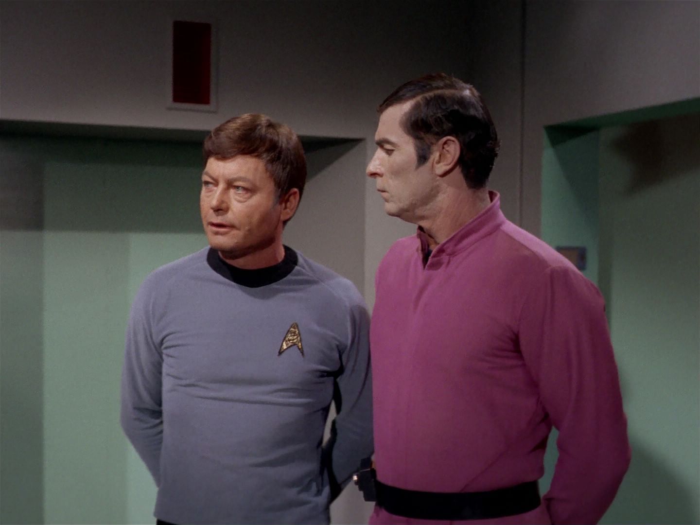 ariane179254_StarTrek_2x22_ByAnyOtherName_1302.jpg
