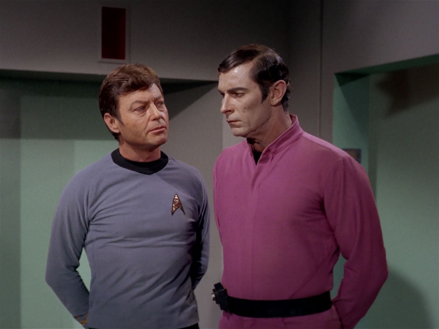 ariane179254_StarTrek_2x22_ByAnyOtherName_1305.jpg