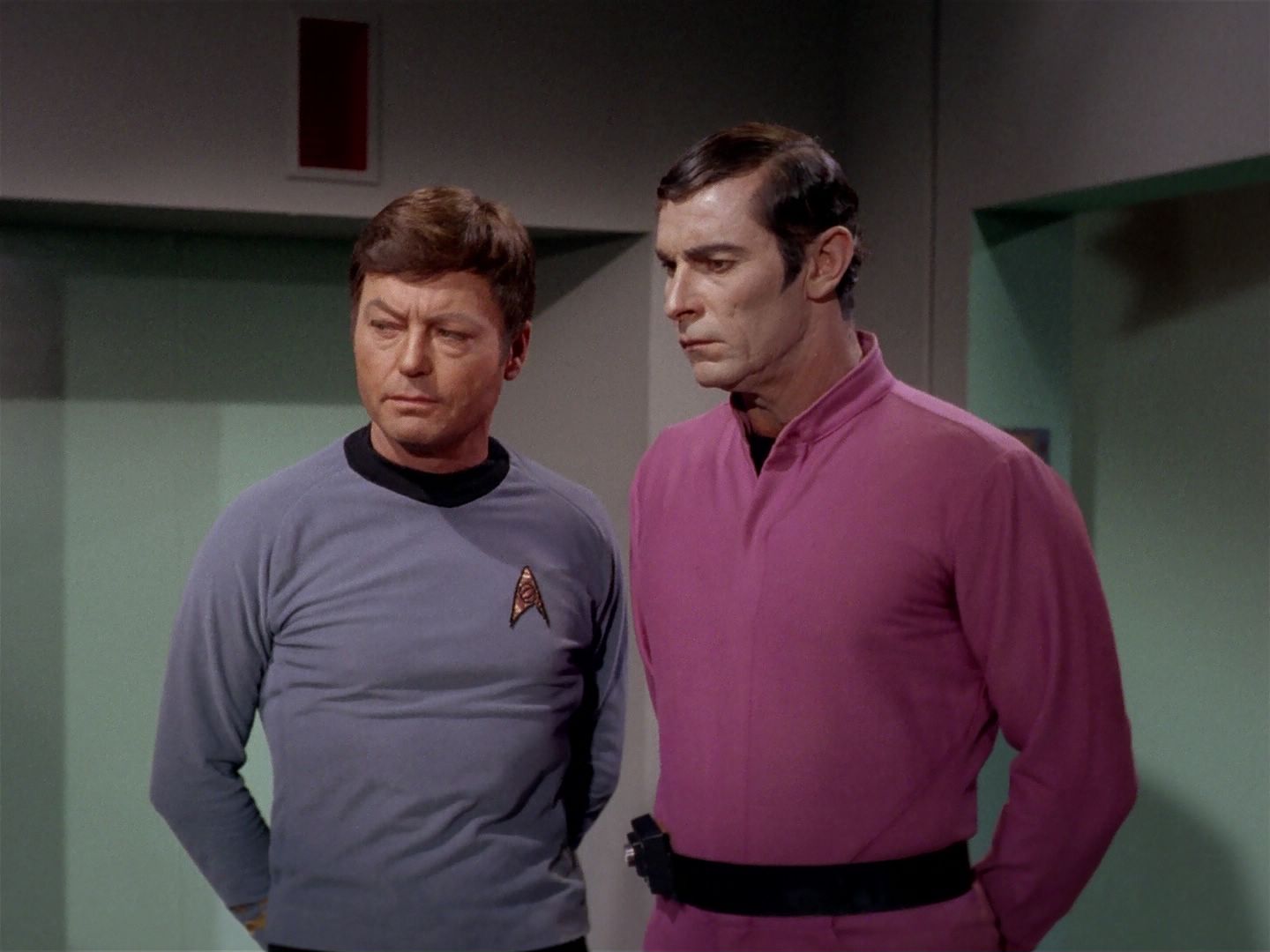 ariane179254_StarTrek_2x22_ByAnyOtherName_1306.jpg