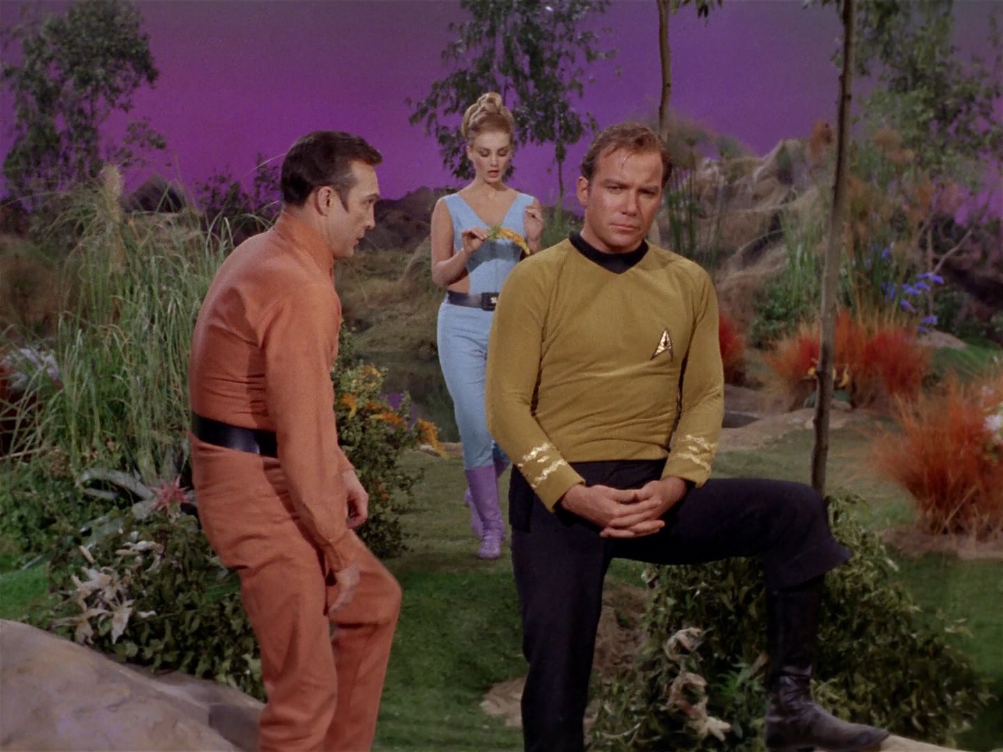 ariane179254_StarTrek_2x22_ByAnyOtherName_1382.jpg