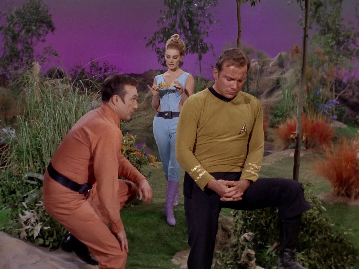 ariane179254_StarTrek_2x22_ByAnyOtherName_1383.jpg