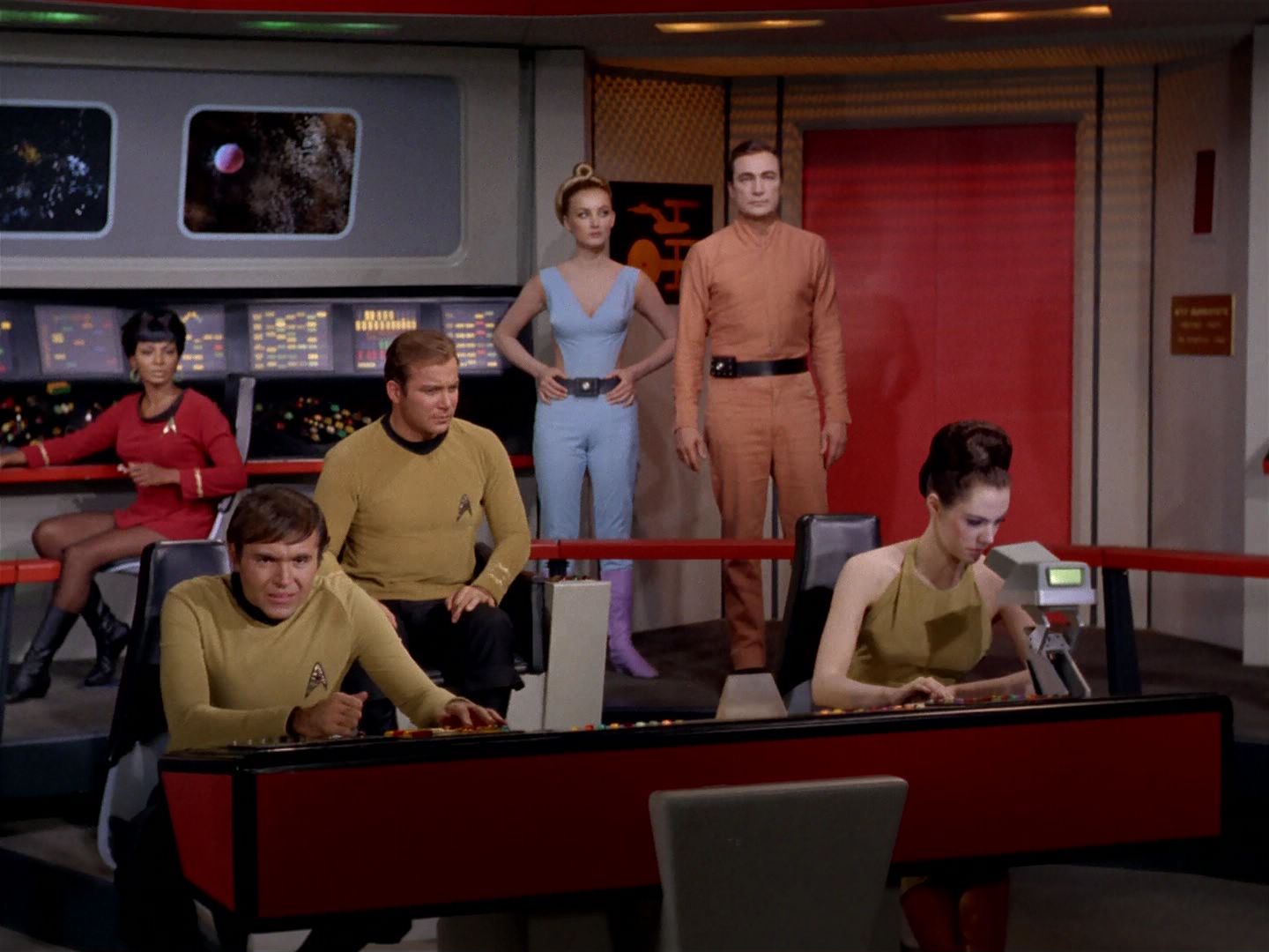 ariane179254_StarTrek_2x22_ByAnyOtherName_1456.jpg