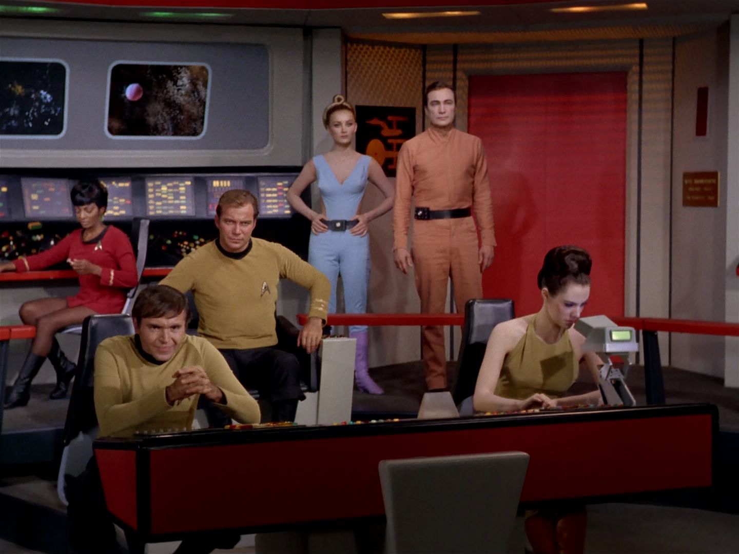 ariane179254_StarTrek_2x22_ByAnyOtherName_1457.jpg