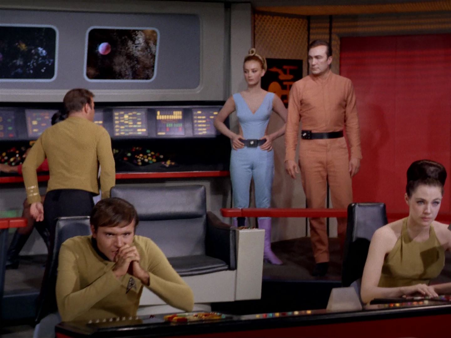 ariane179254_StarTrek_2x22_ByAnyOtherName_1461.jpg