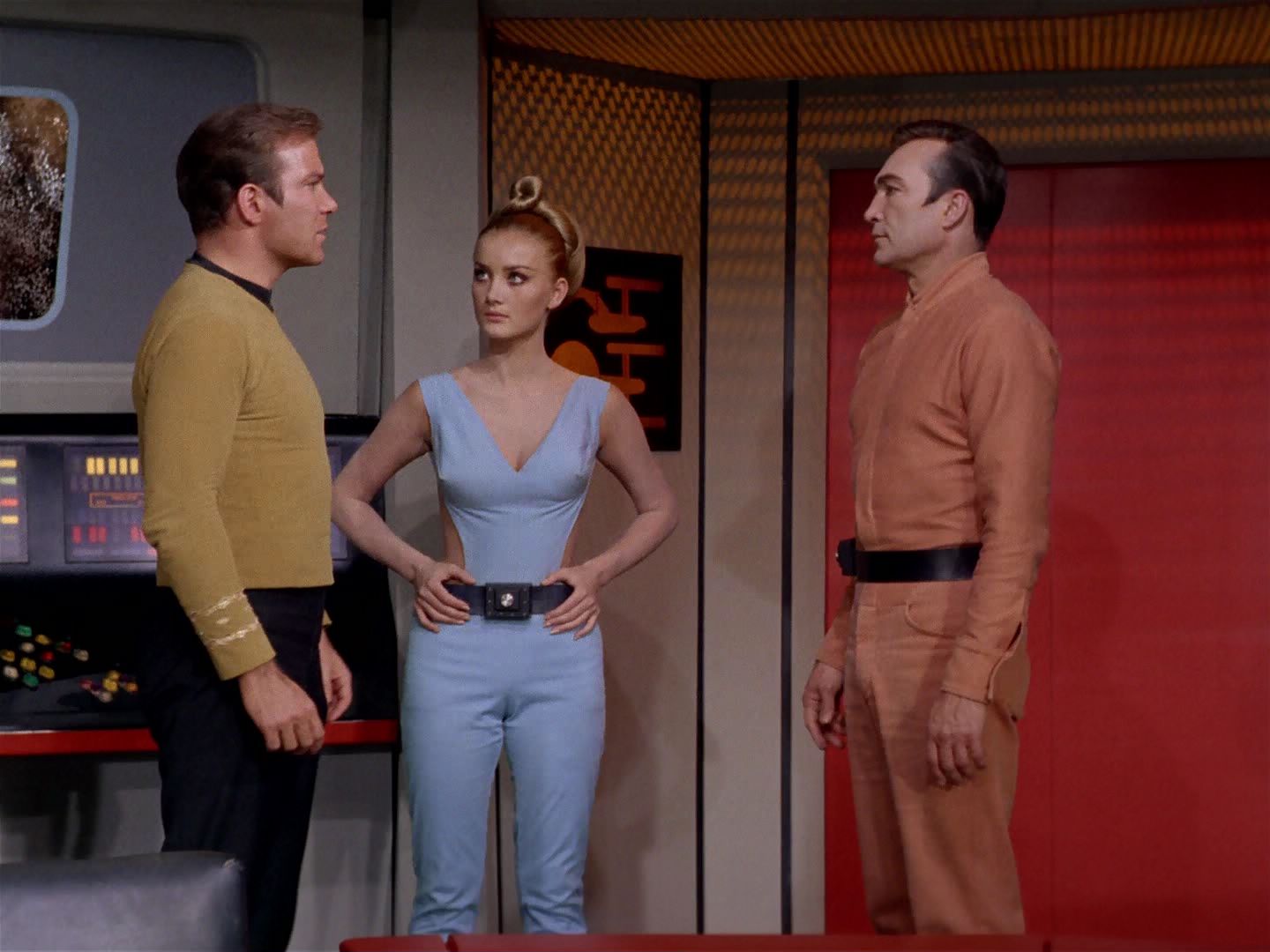 ariane179254_StarTrek_2x22_ByAnyOtherName_1465.jpg