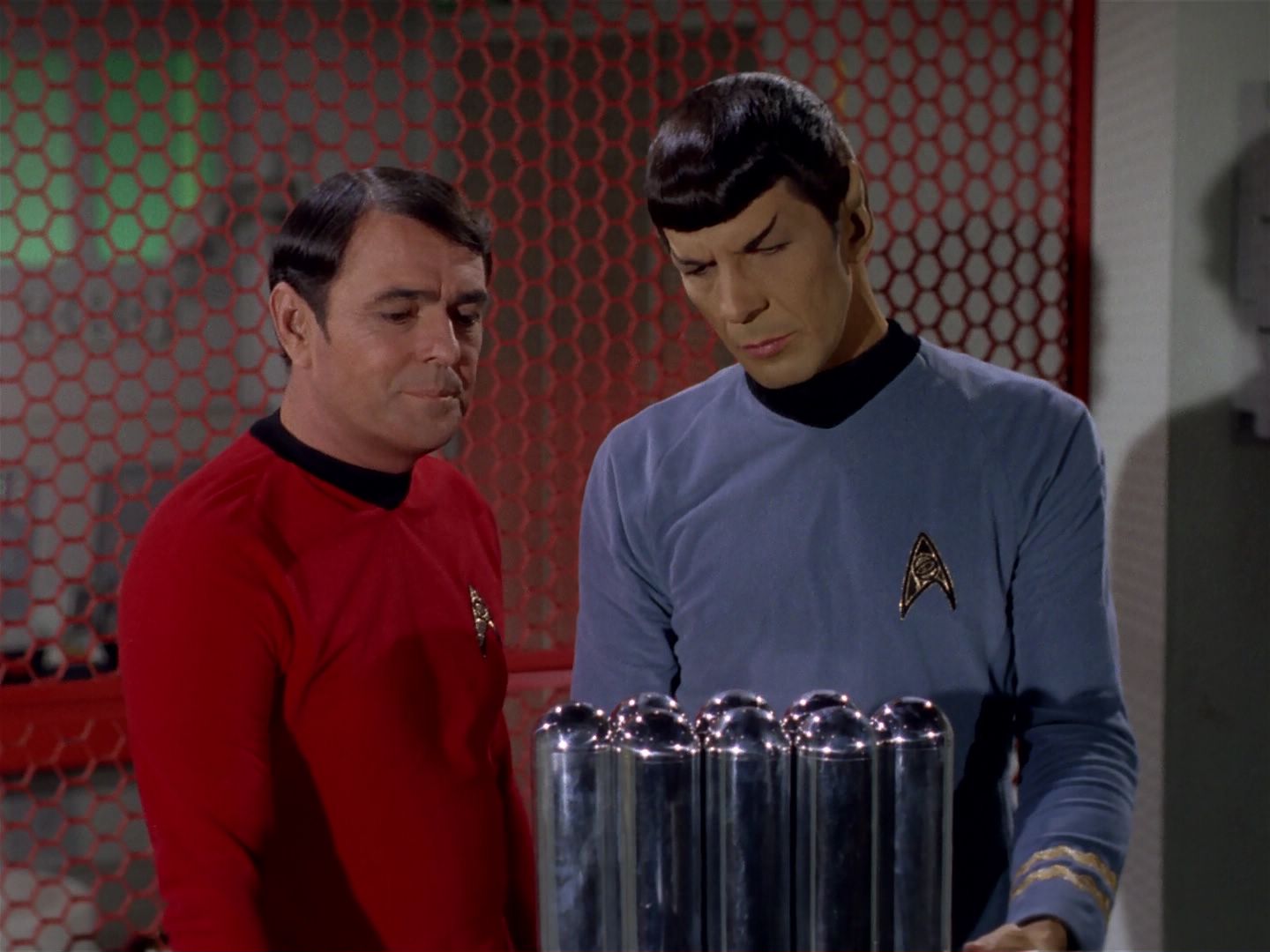 ariane179254_StarTrek_2x22_ByAnyOtherName_1519.jpg