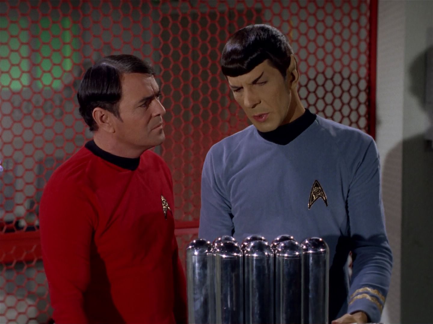 ariane179254_StarTrek_2x22_ByAnyOtherName_1528.jpg