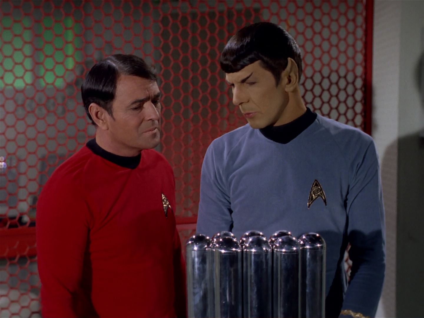 ariane179254_StarTrek_2x22_ByAnyOtherName_1541.jpg