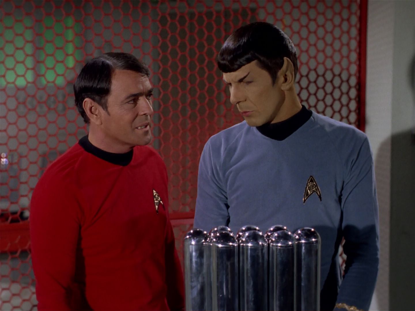 ariane179254_StarTrek_2x22_ByAnyOtherName_1545.jpg