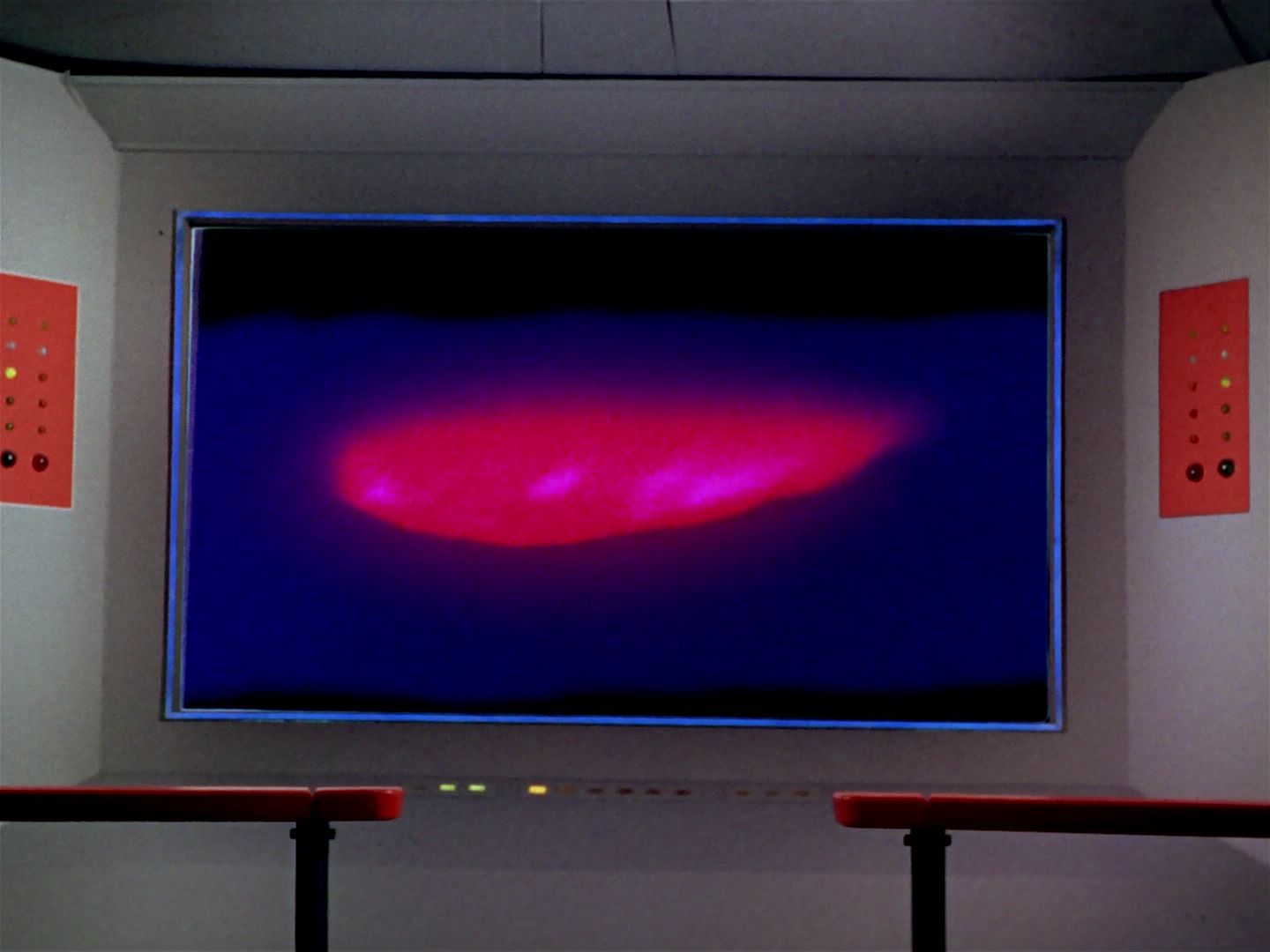 ariane179254_StarTrek_2x22_ByAnyOtherName_1625.jpg