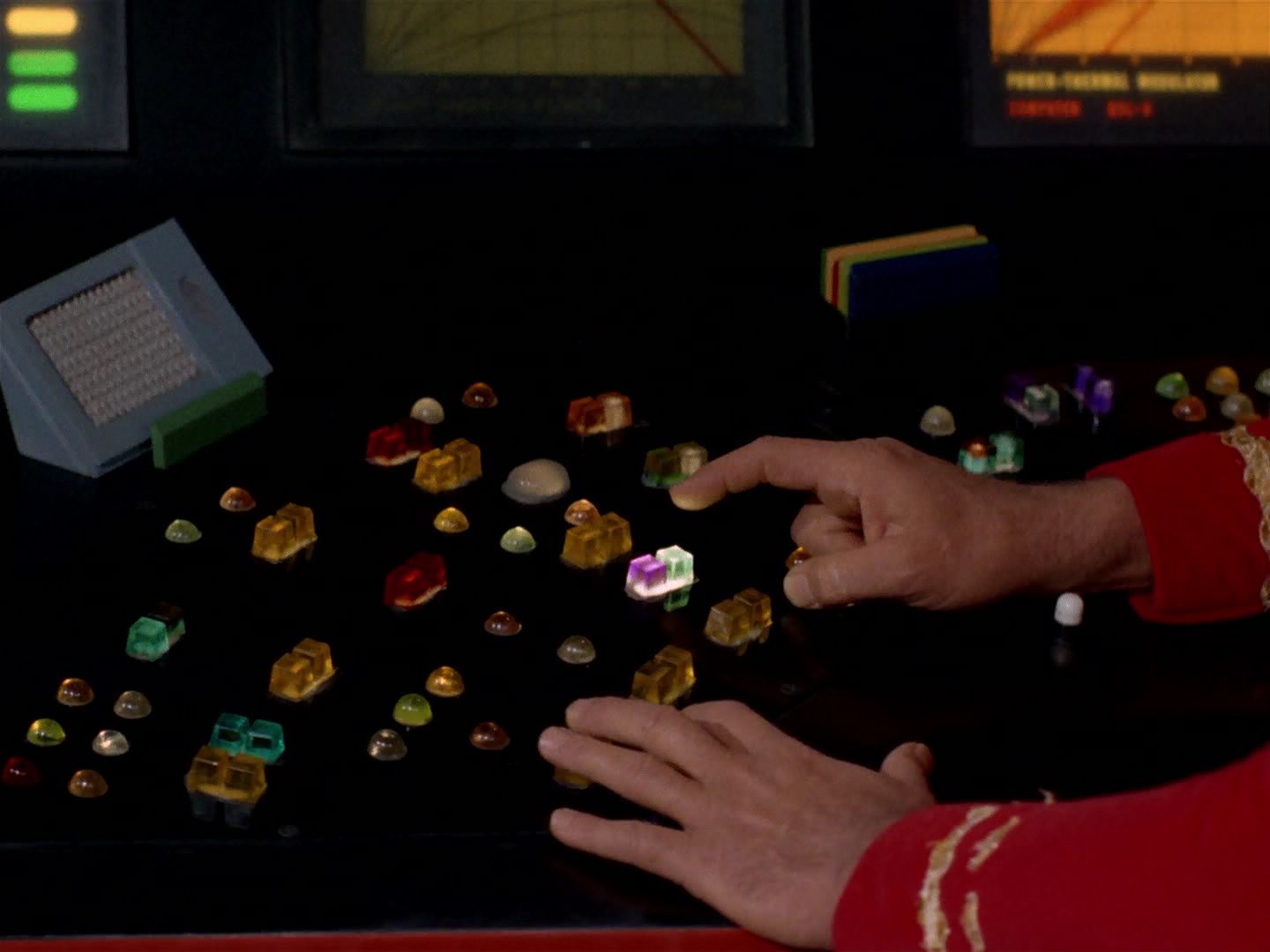 ariane179254_StarTrek_2x22_ByAnyOtherName_1640.jpg