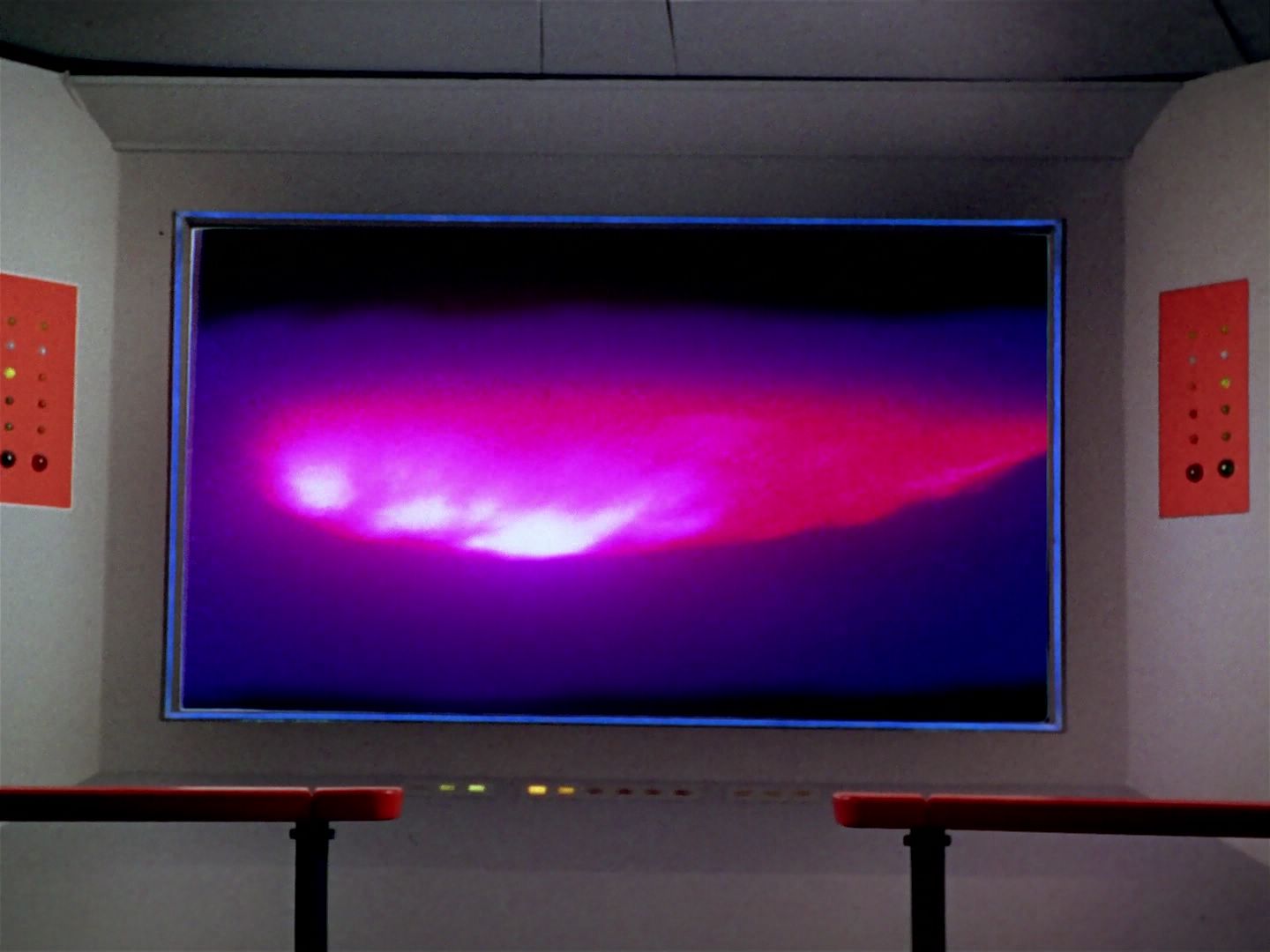 ariane179254_StarTrek_2x22_ByAnyOtherName_1643.jpg