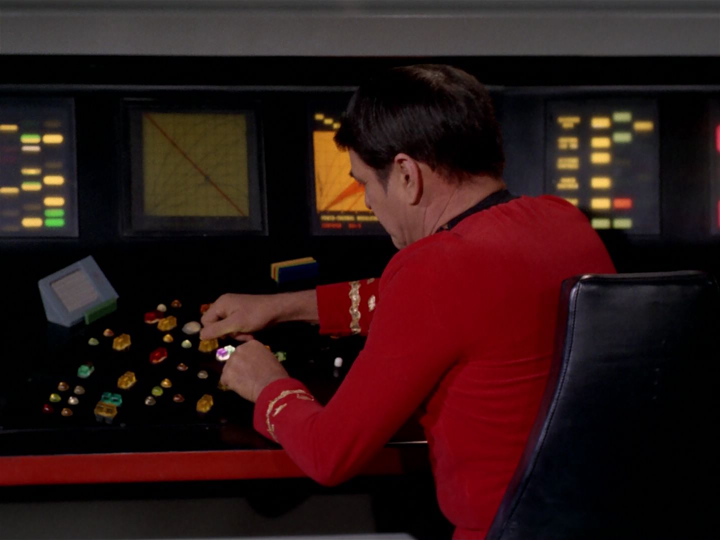 ariane179254_StarTrek_2x22_ByAnyOtherName_1731.jpg