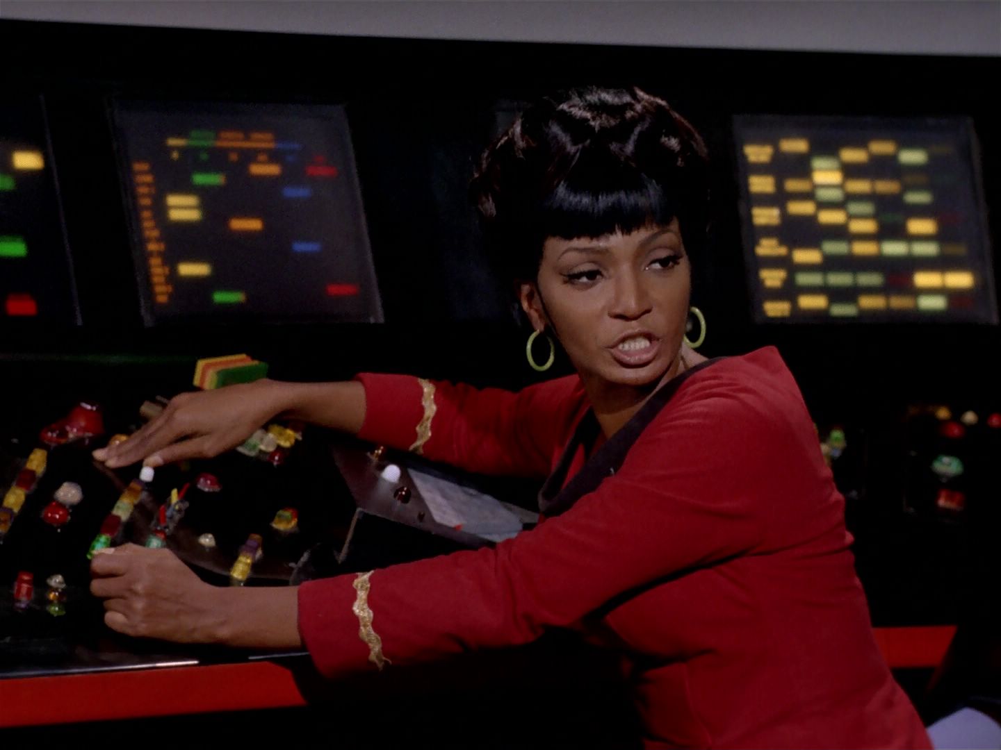 ariane179254_StarTrek_2x22_ByAnyOtherName_1791.jpg