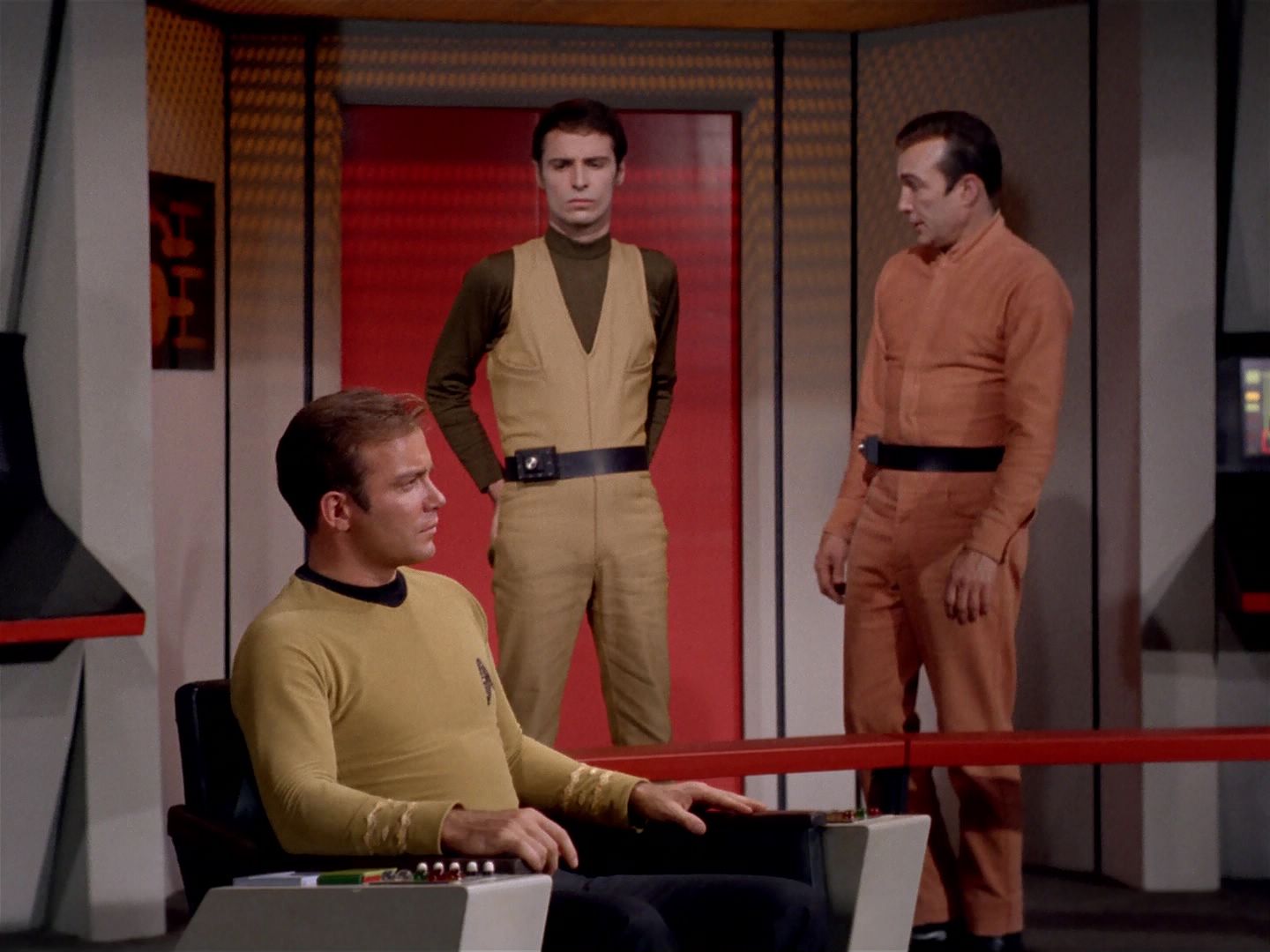 ariane179254_StarTrek_2x22_ByAnyOtherName_1801.jpg