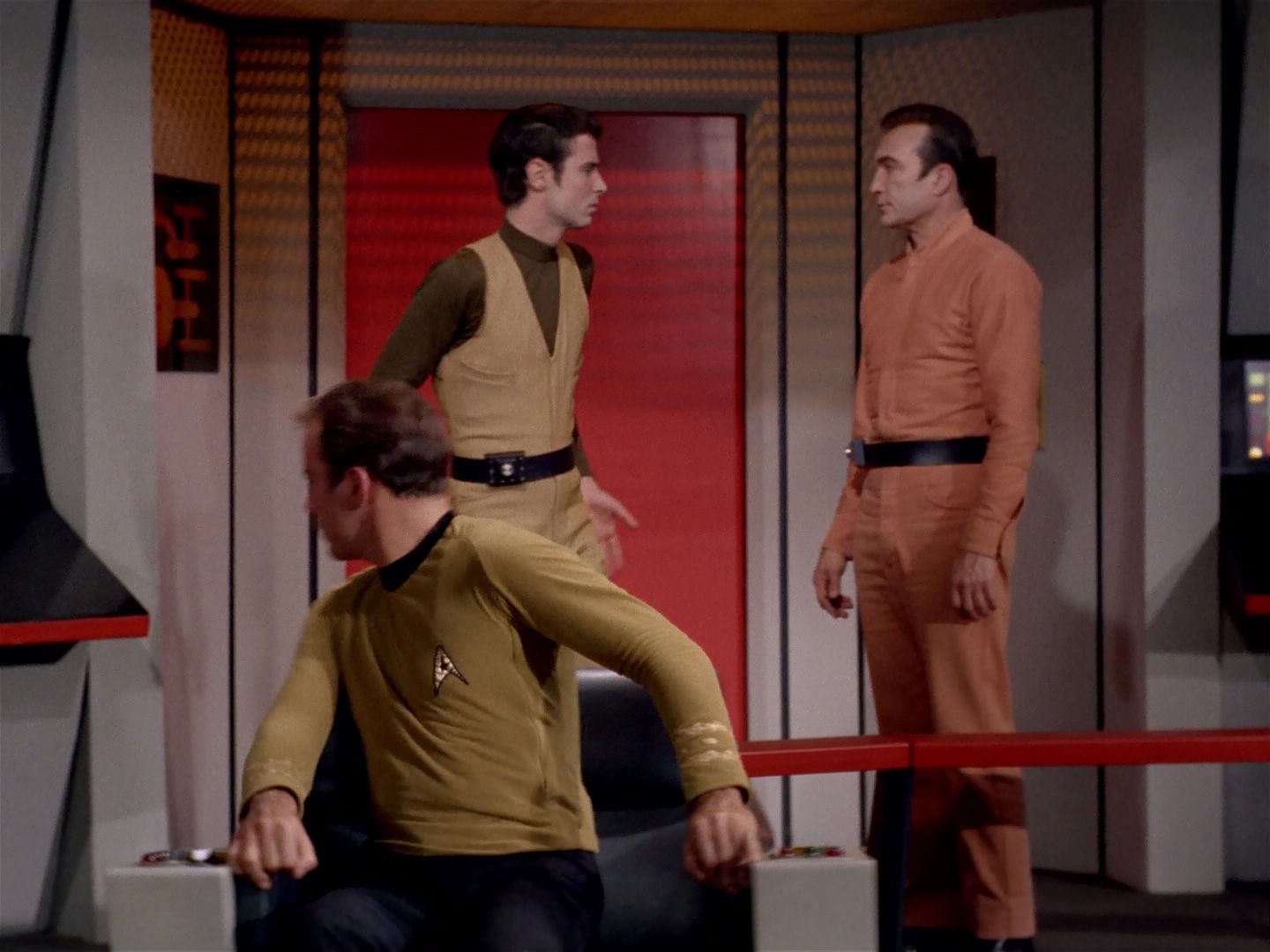 ariane179254_StarTrek_2x22_ByAnyOtherName_1805.jpg