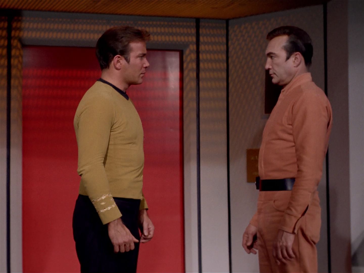 ariane179254_StarTrek_2x22_ByAnyOtherName_1837.jpg