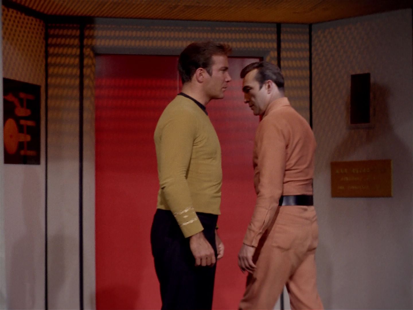 ariane179254_StarTrek_2x22_ByAnyOtherName_1852.jpg