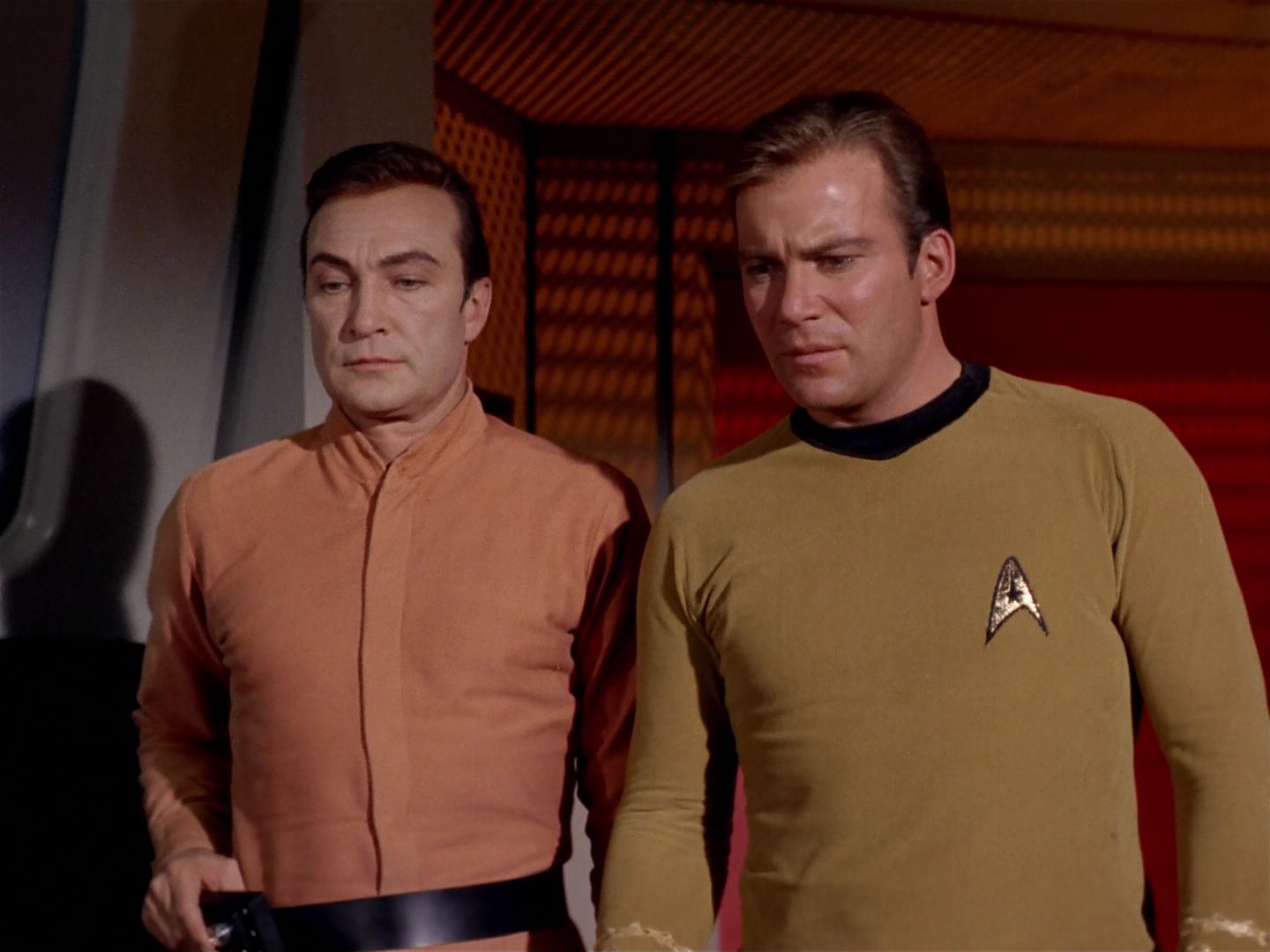 ariane179254_StarTrek_2x22_ByAnyOtherName_1861.jpg