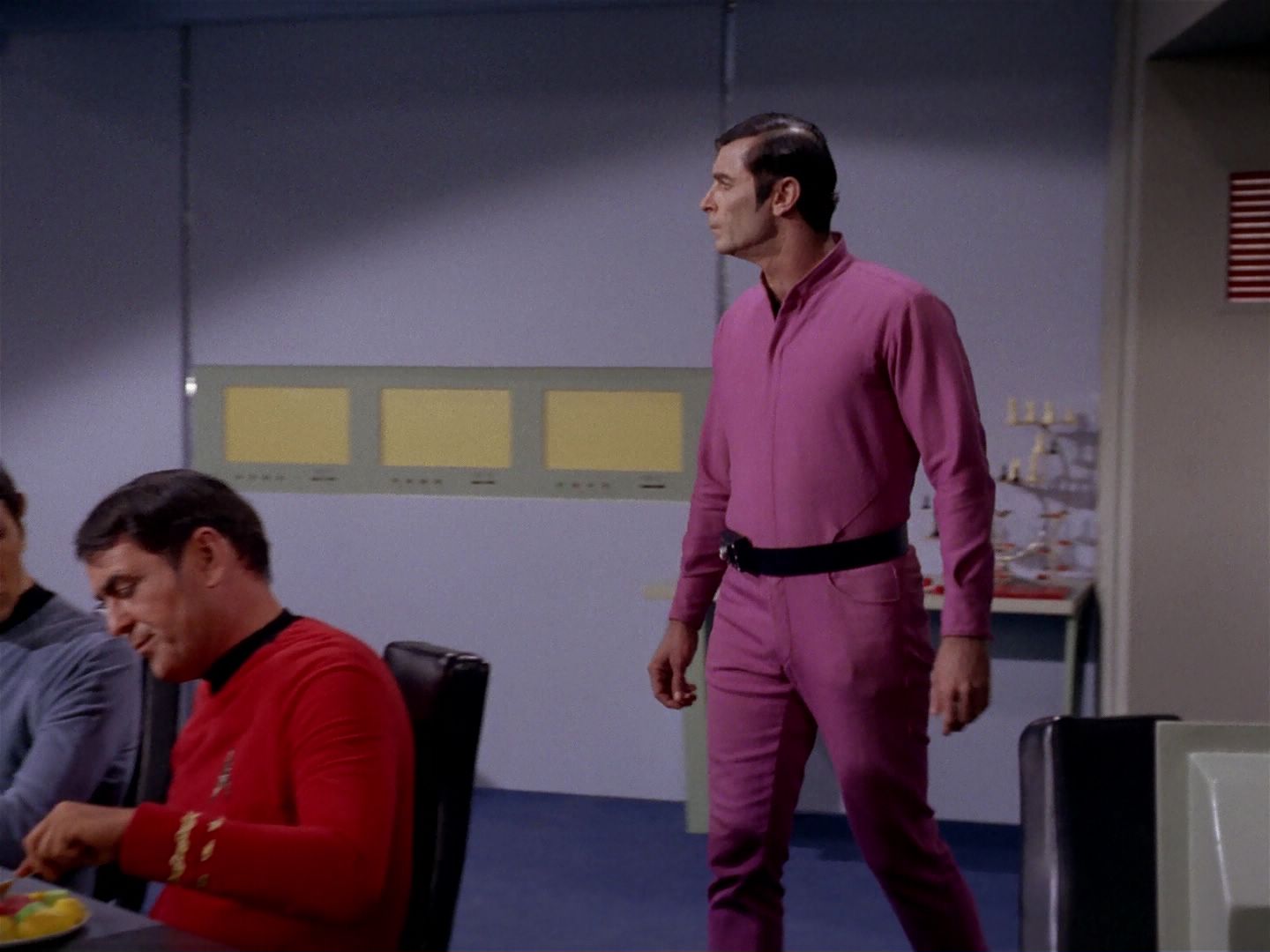 ariane179254_StarTrek_2x22_ByAnyOtherName_1994.jpg