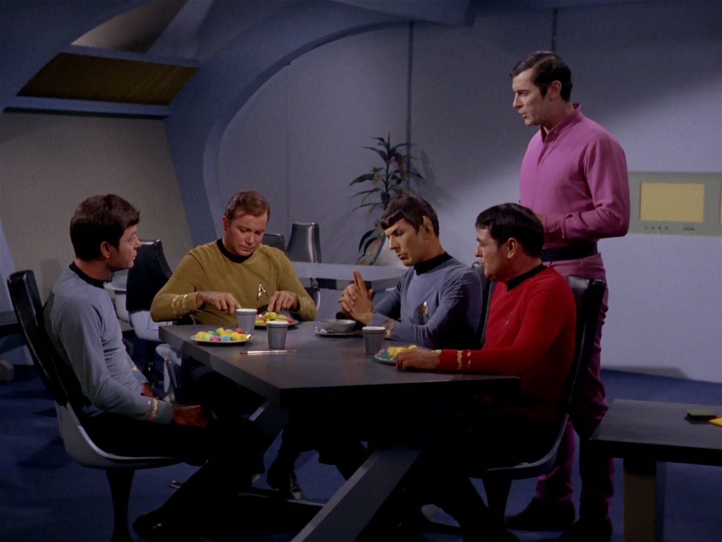 ariane179254_StarTrek_2x22_ByAnyOtherName_2017.jpg