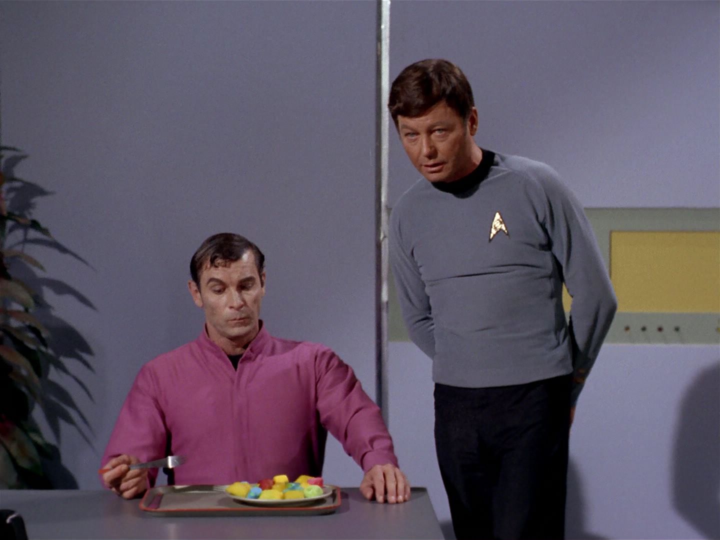 ariane179254_StarTrek_2x22_ByAnyOtherName_2082.jpg