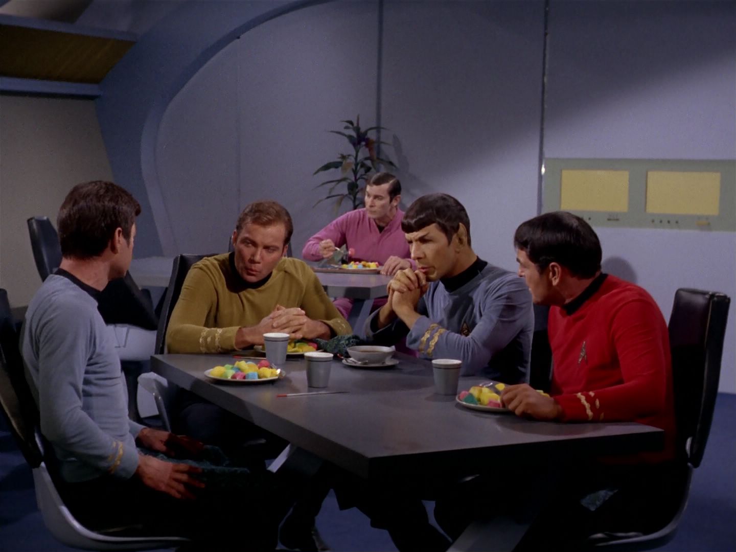 ariane179254_StarTrek_2x22_ByAnyOtherName_2094.jpg