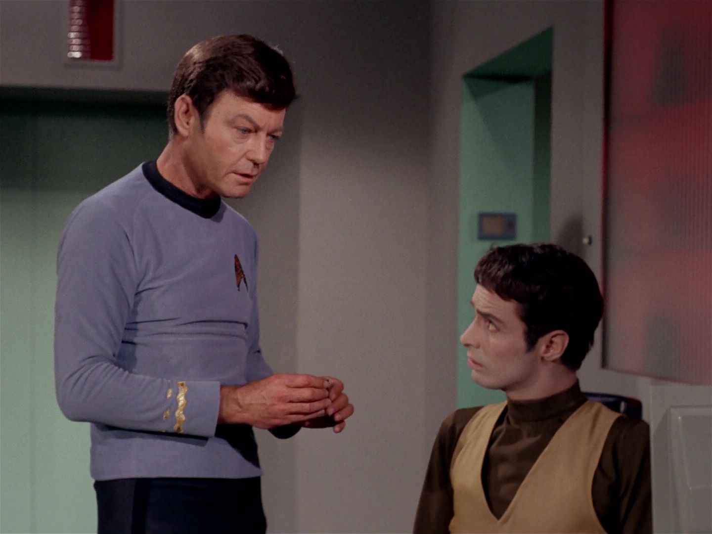 ariane179254_StarTrek_2x22_ByAnyOtherName_2196.jpg
