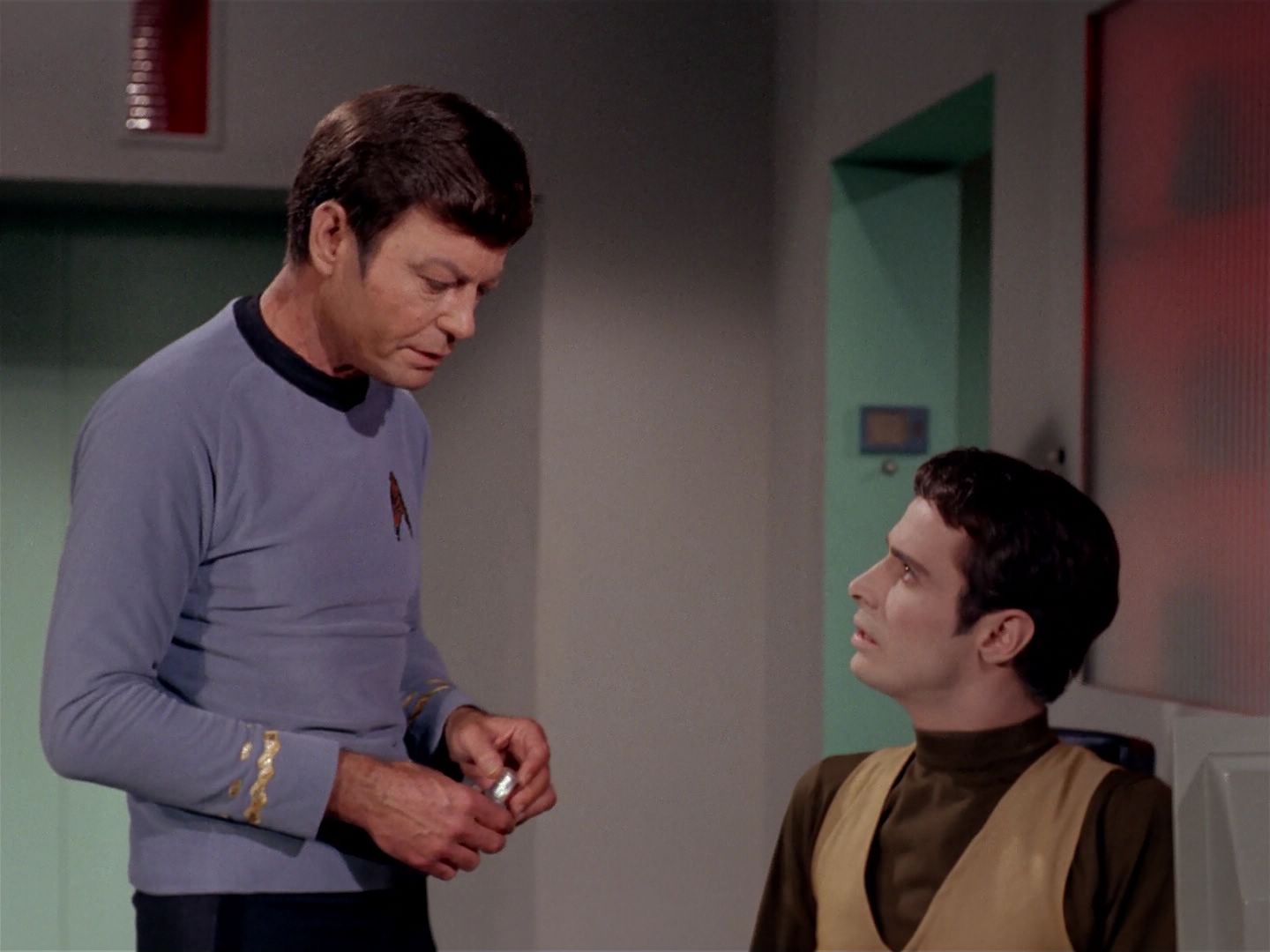 ariane179254_StarTrek_2x22_ByAnyOtherName_2203.jpg