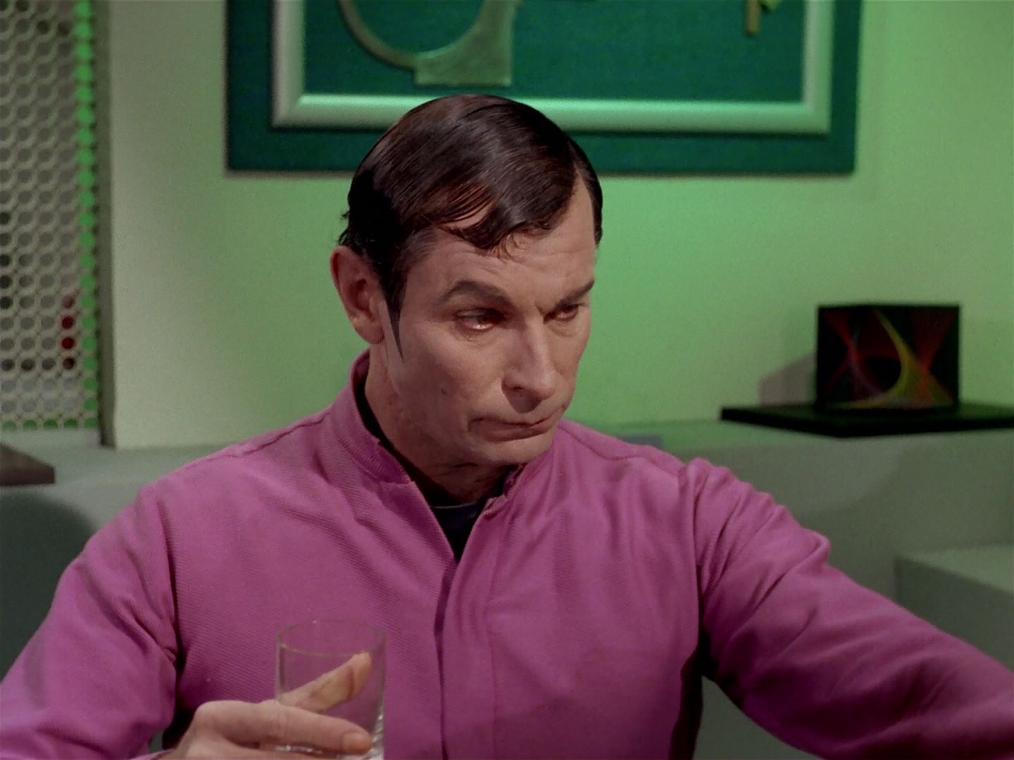 ariane179254_StarTrek_2x22_ByAnyOtherName_2232.jpg