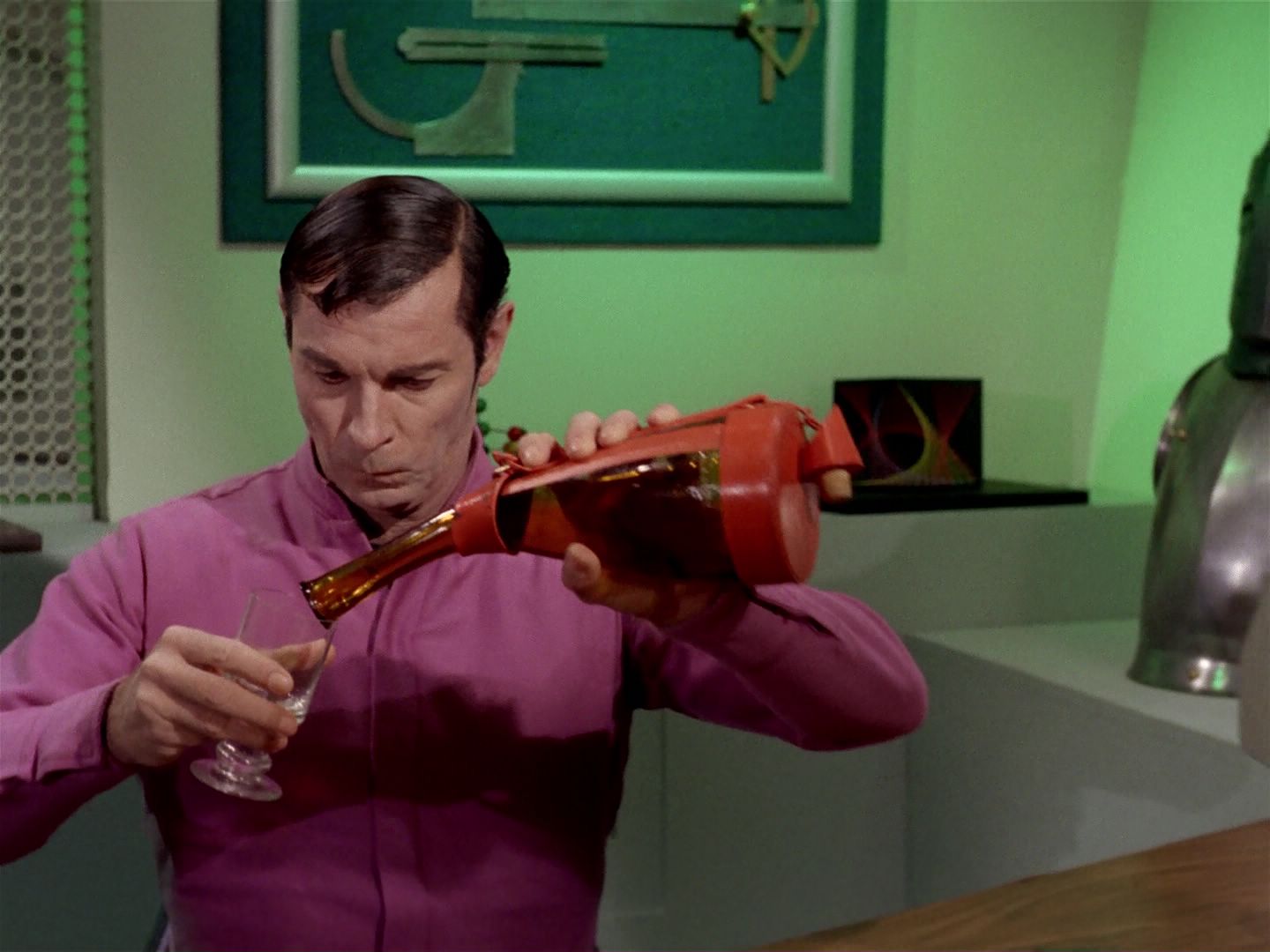 ariane179254_StarTrek_2x22_ByAnyOtherName_2235.jpg