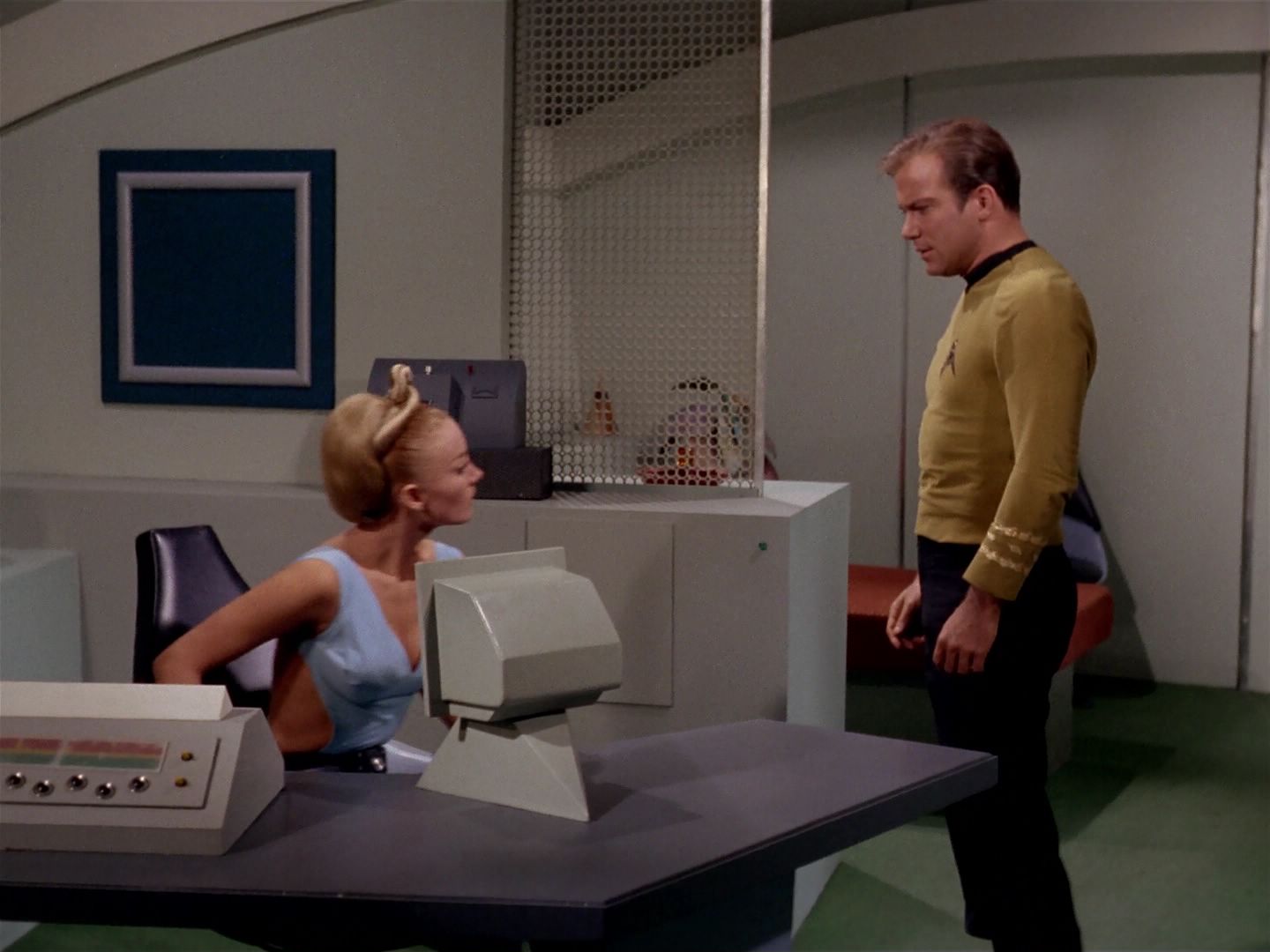 ariane179254_StarTrek_2x22_ByAnyOtherName_2250.jpg