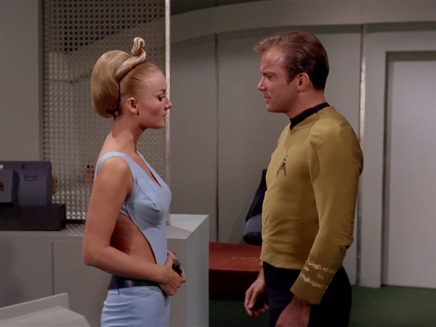 ariane179254_StarTrek_2x22_ByAnyOtherName_2256.jpg