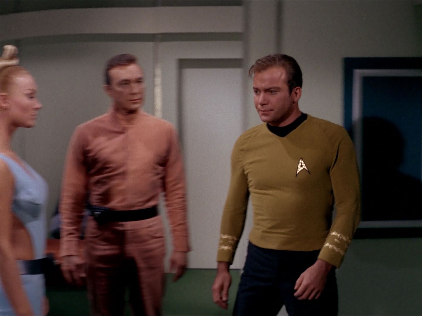 ariane179254_StarTrek_2x22_ByAnyOtherName_2385.jpg