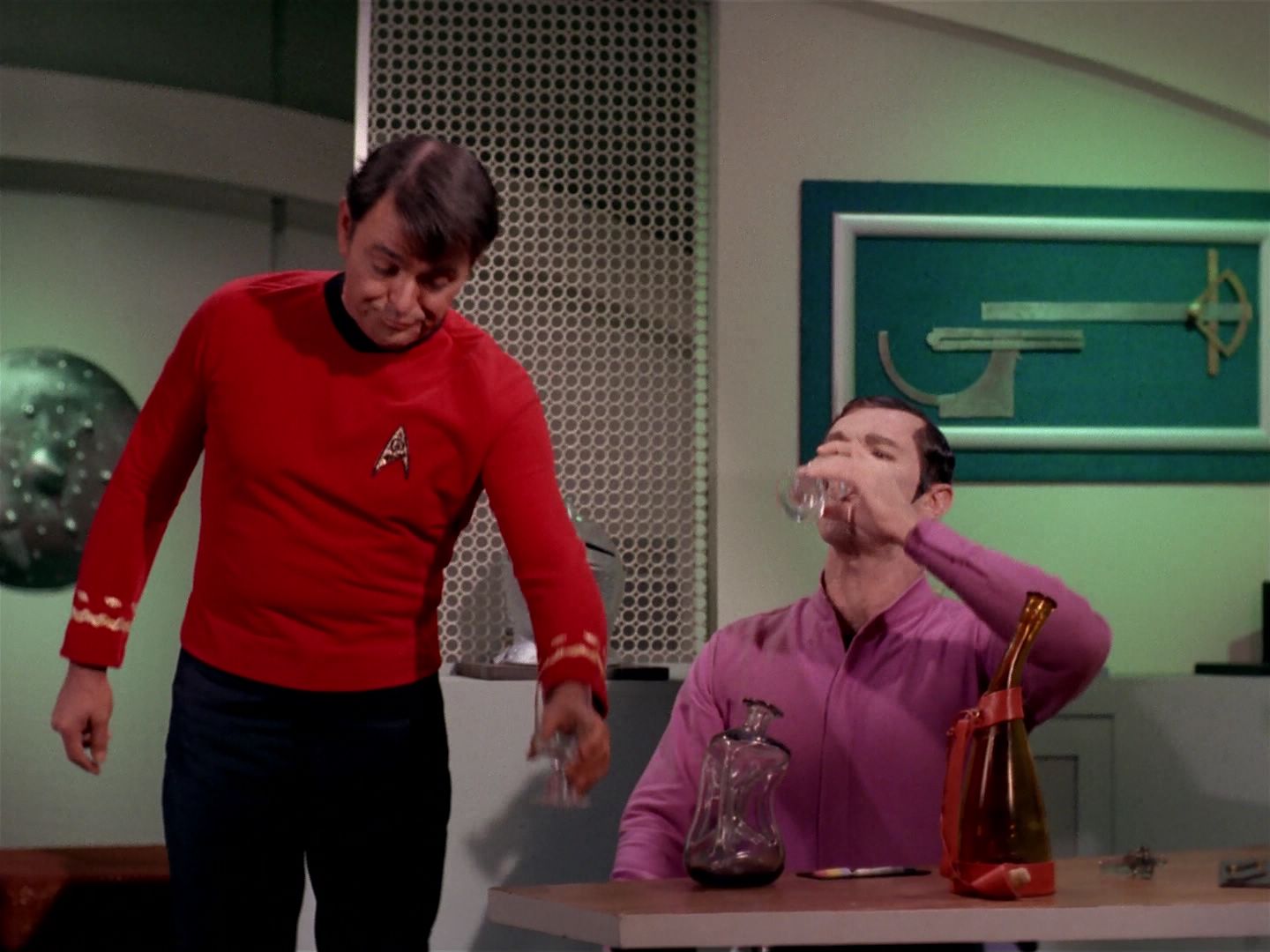ariane179254_StarTrek_2x22_ByAnyOtherName_2418.jpg