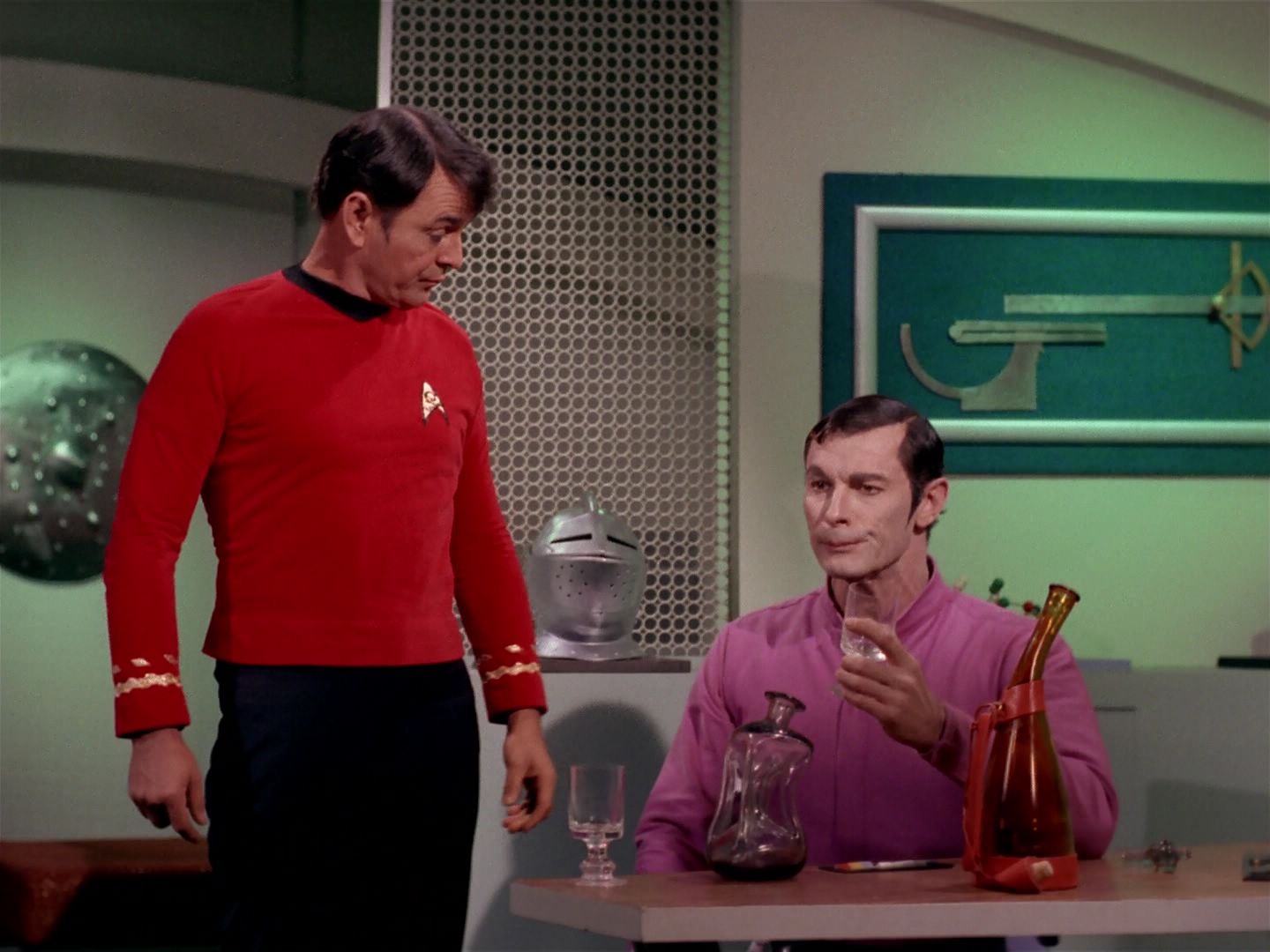 ariane179254_StarTrek_2x22_ByAnyOtherName_2420.jpg