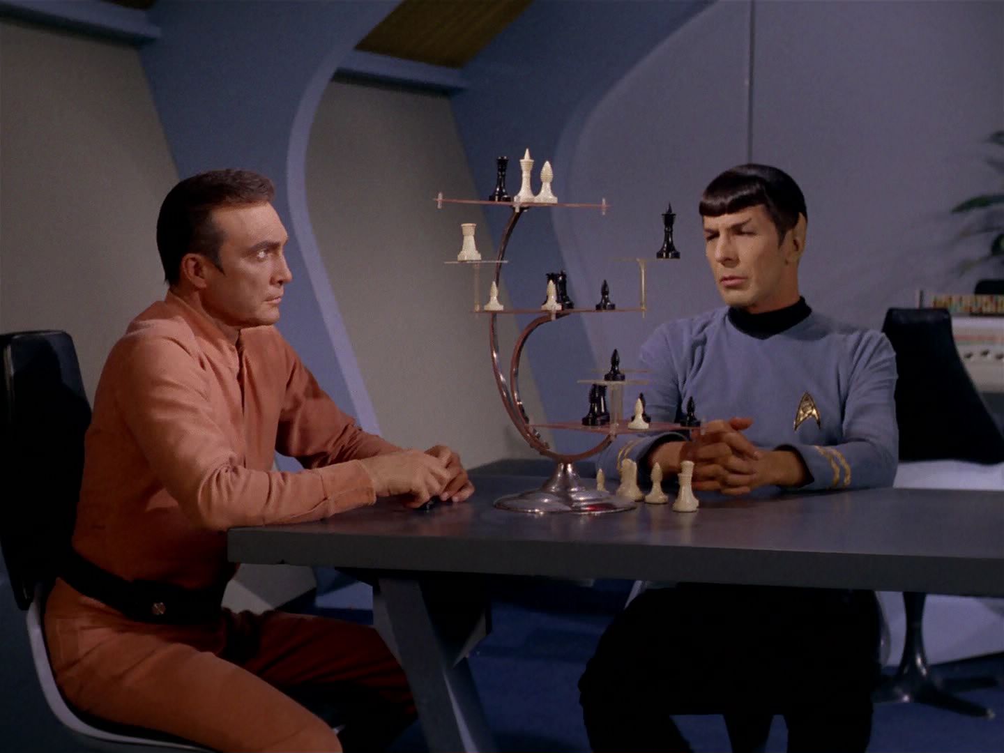 ariane179254_StarTrek_2x22_ByAnyOtherName_2491.jpg