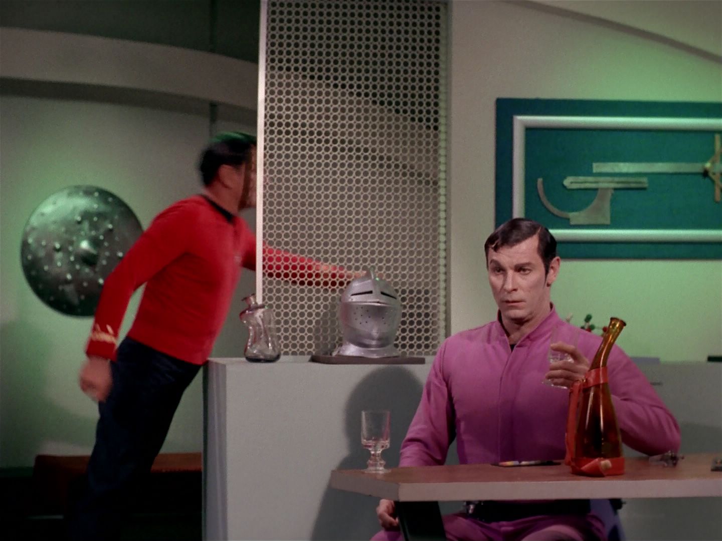ariane179254_StarTrek_2x22_ByAnyOtherName_2521.jpg