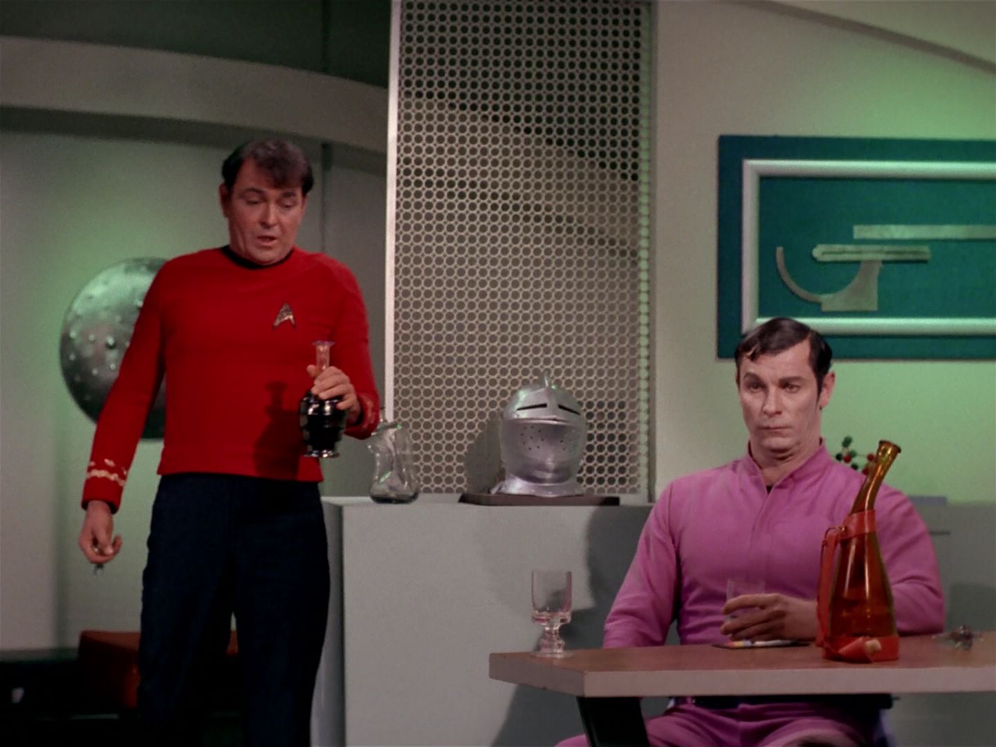 ariane179254_StarTrek_2x22_ByAnyOtherName_2527.jpg