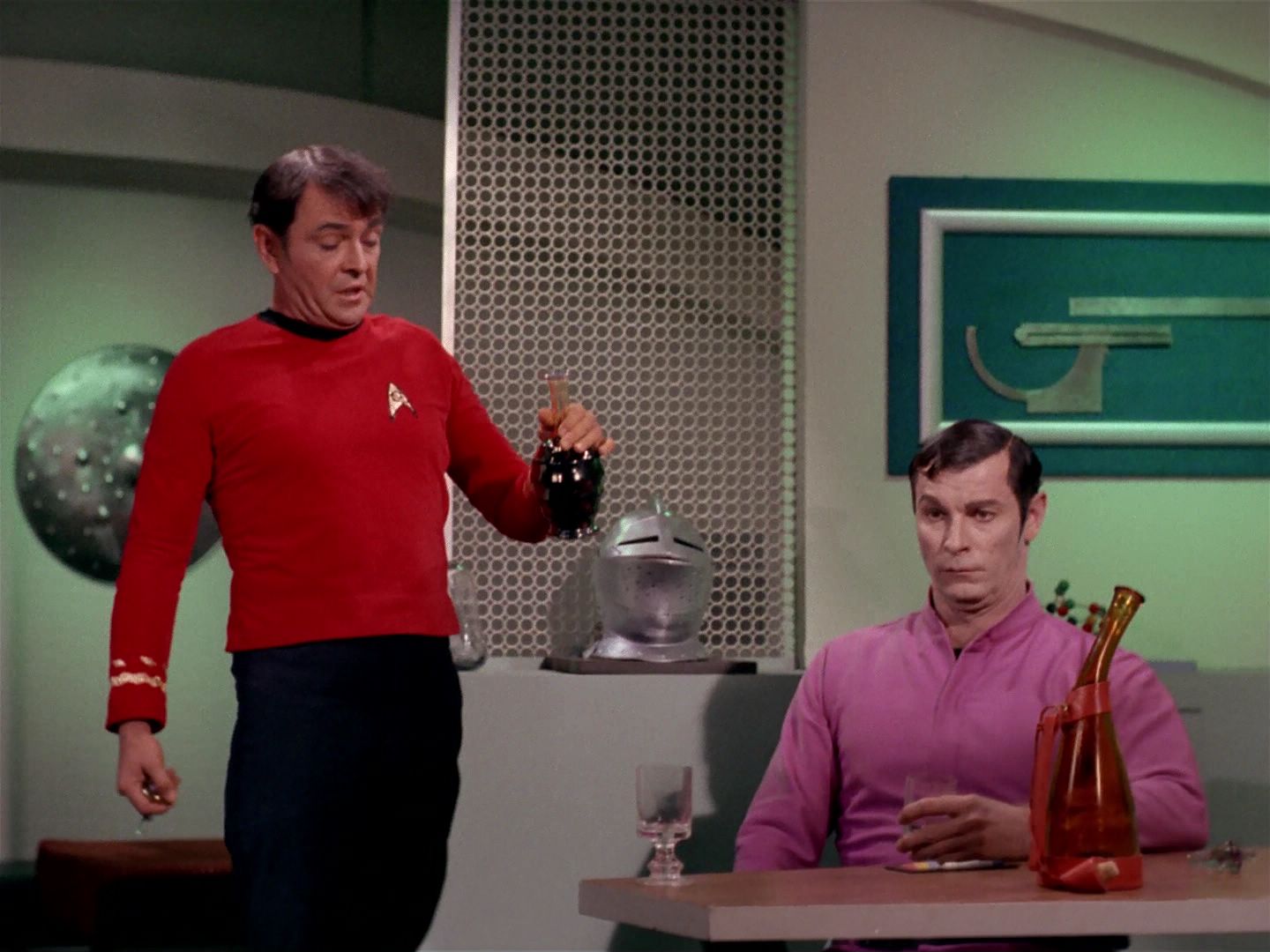 ariane179254_StarTrek_2x22_ByAnyOtherName_2528.jpg