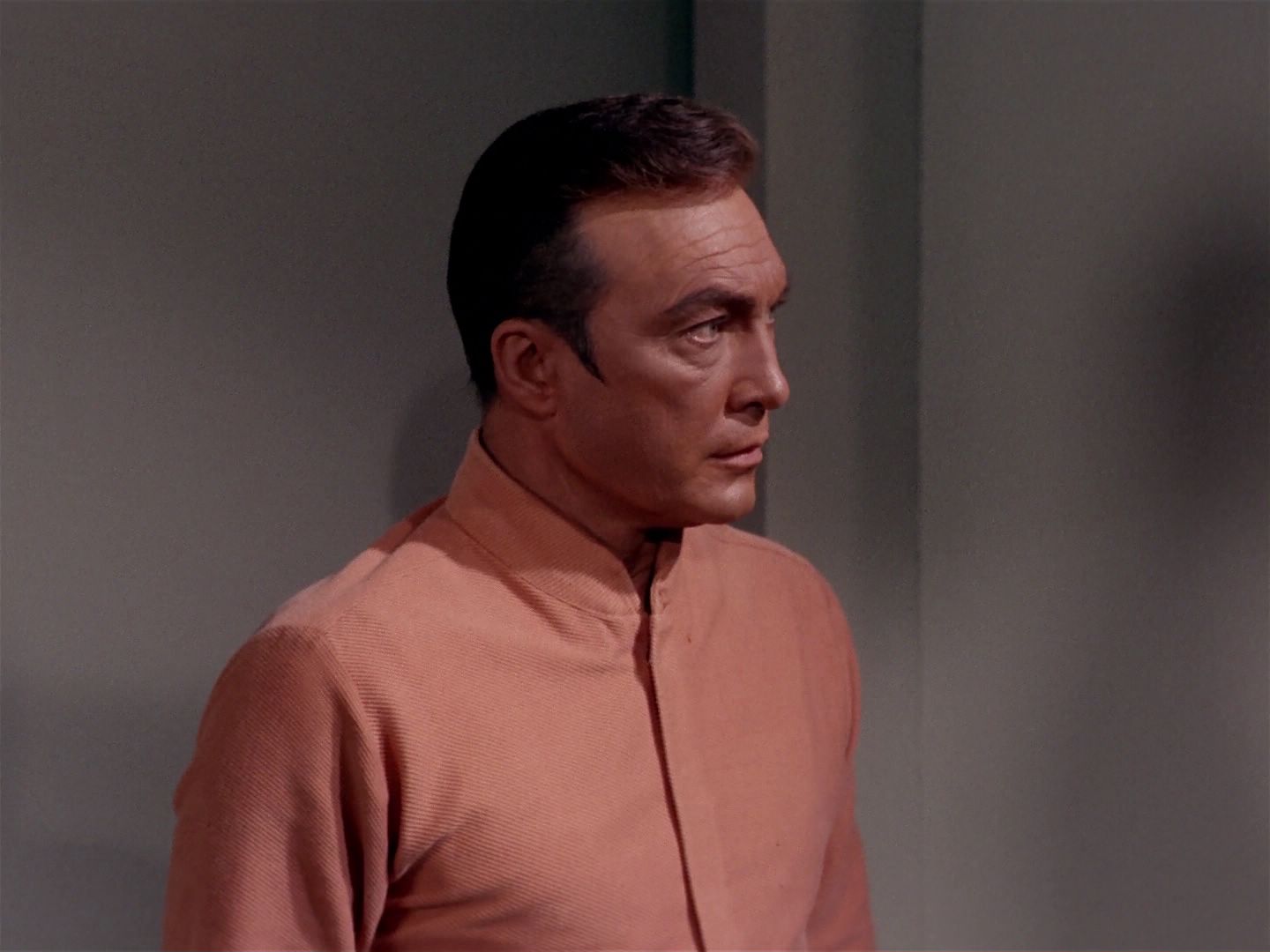 ariane179254_StarTrek_2x22_ByAnyOtherName_2550.jpg