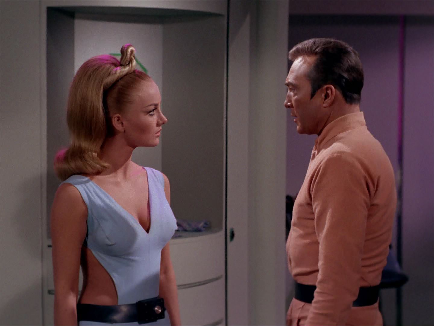 ariane179254_StarTrek_2x22_ByAnyOtherName_2559.jpg