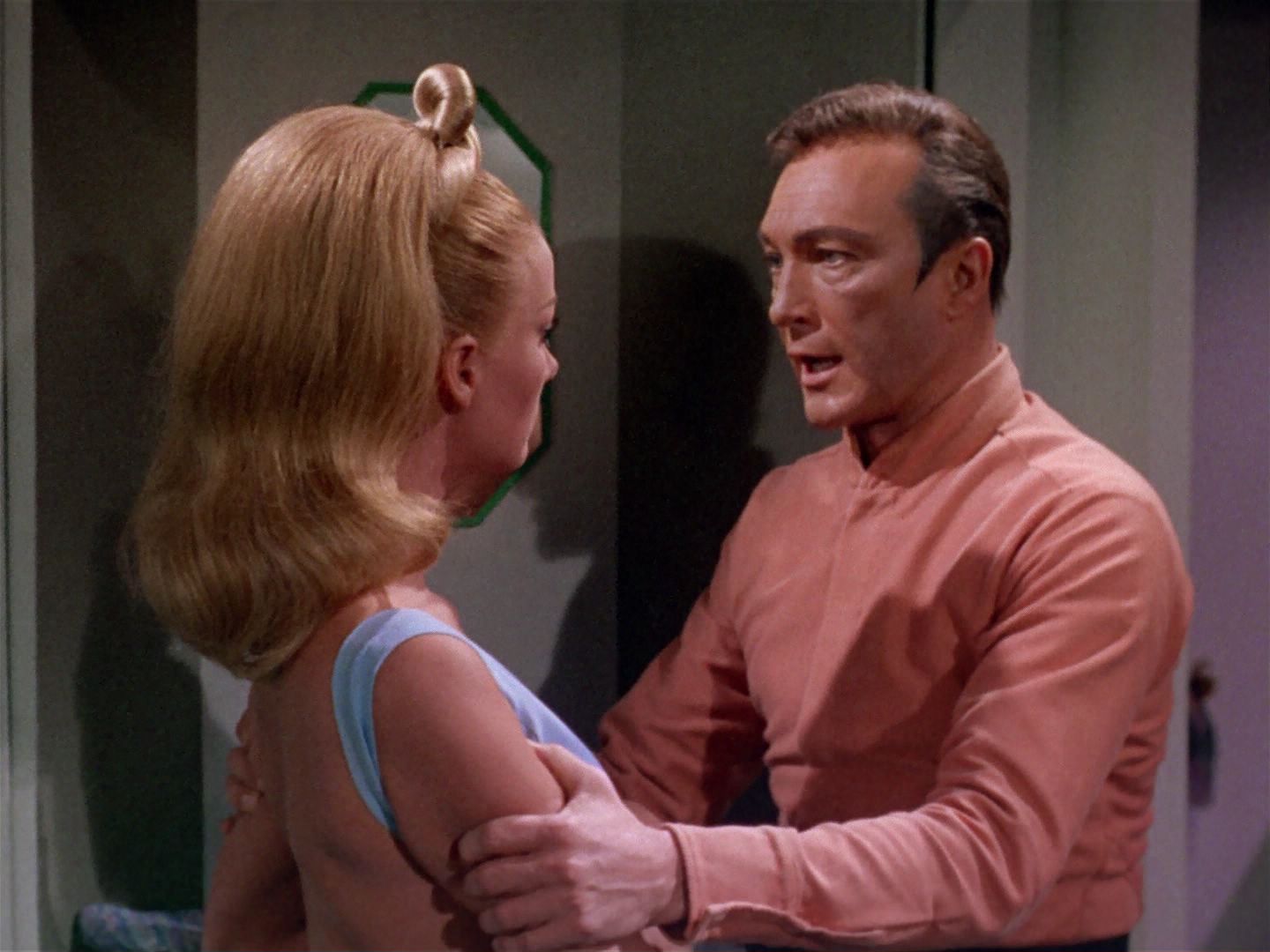 ariane179254_StarTrek_2x22_ByAnyOtherName_2589.jpg