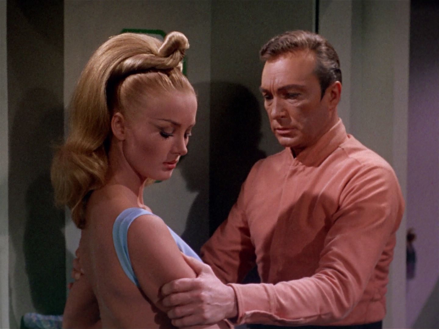 ariane179254_StarTrek_2x22_ByAnyOtherName_2595.jpg