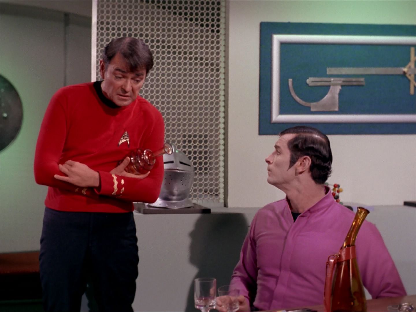 ariane179254_StarTrek_2x22_ByAnyOtherName_2642.jpg